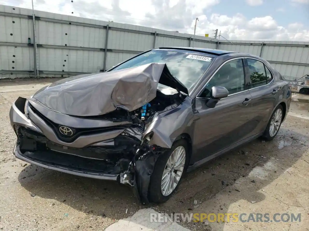 2 Photograph of a damaged car 4T1B11HK0KU713814 TOYOTA CAMRY 2019