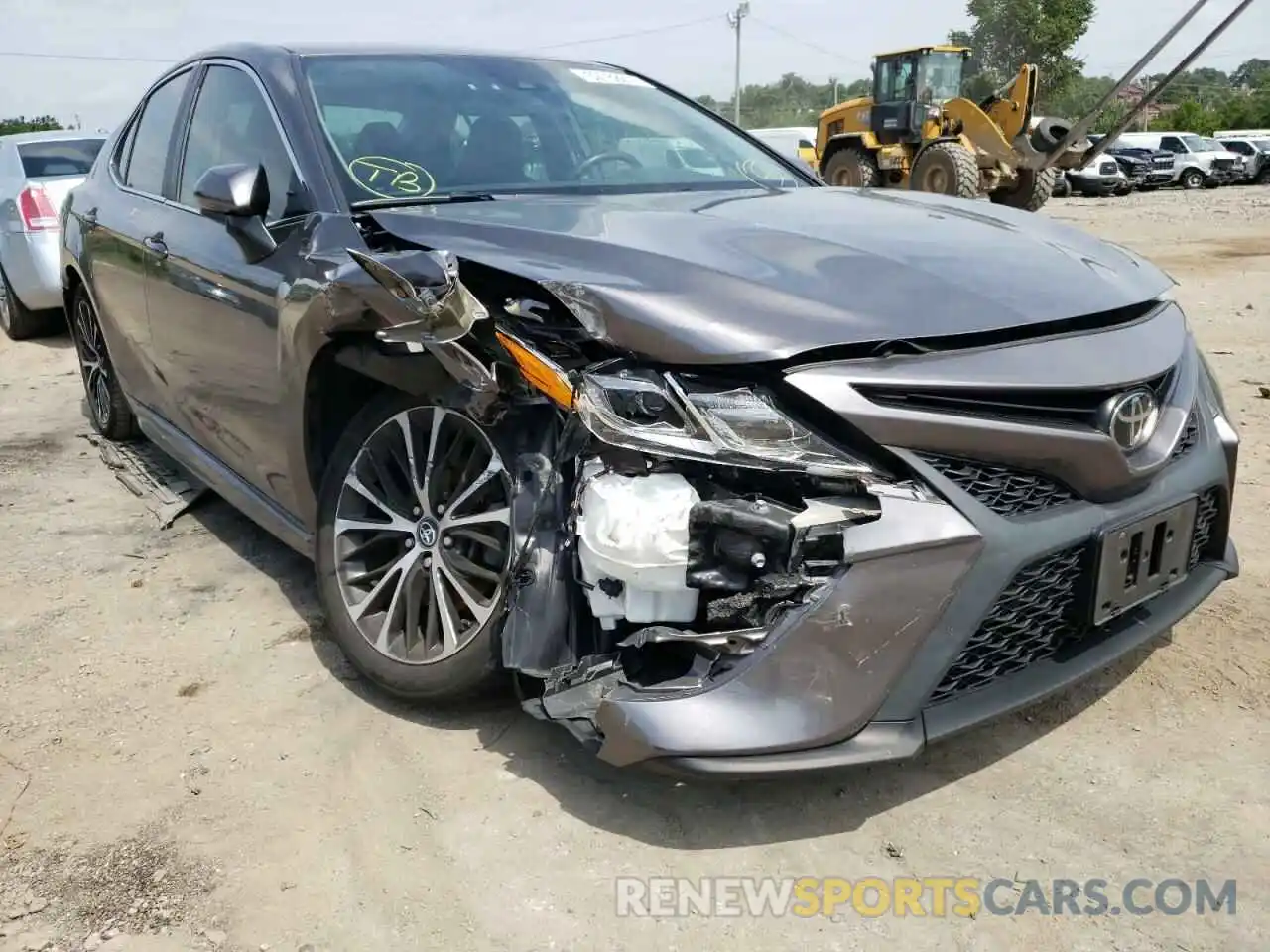 1 Photograph of a damaged car 4T1B11HK0KU715840 TOYOTA CAMRY 2019