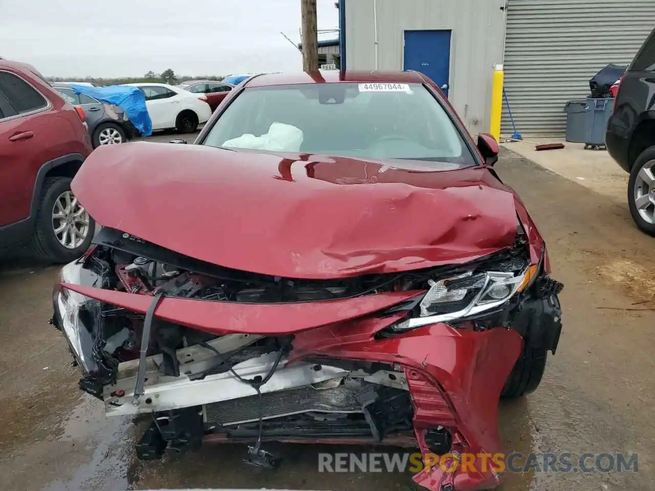 5 Photograph of a damaged car 4T1B11HK0KU718043 TOYOTA CAMRY 2019