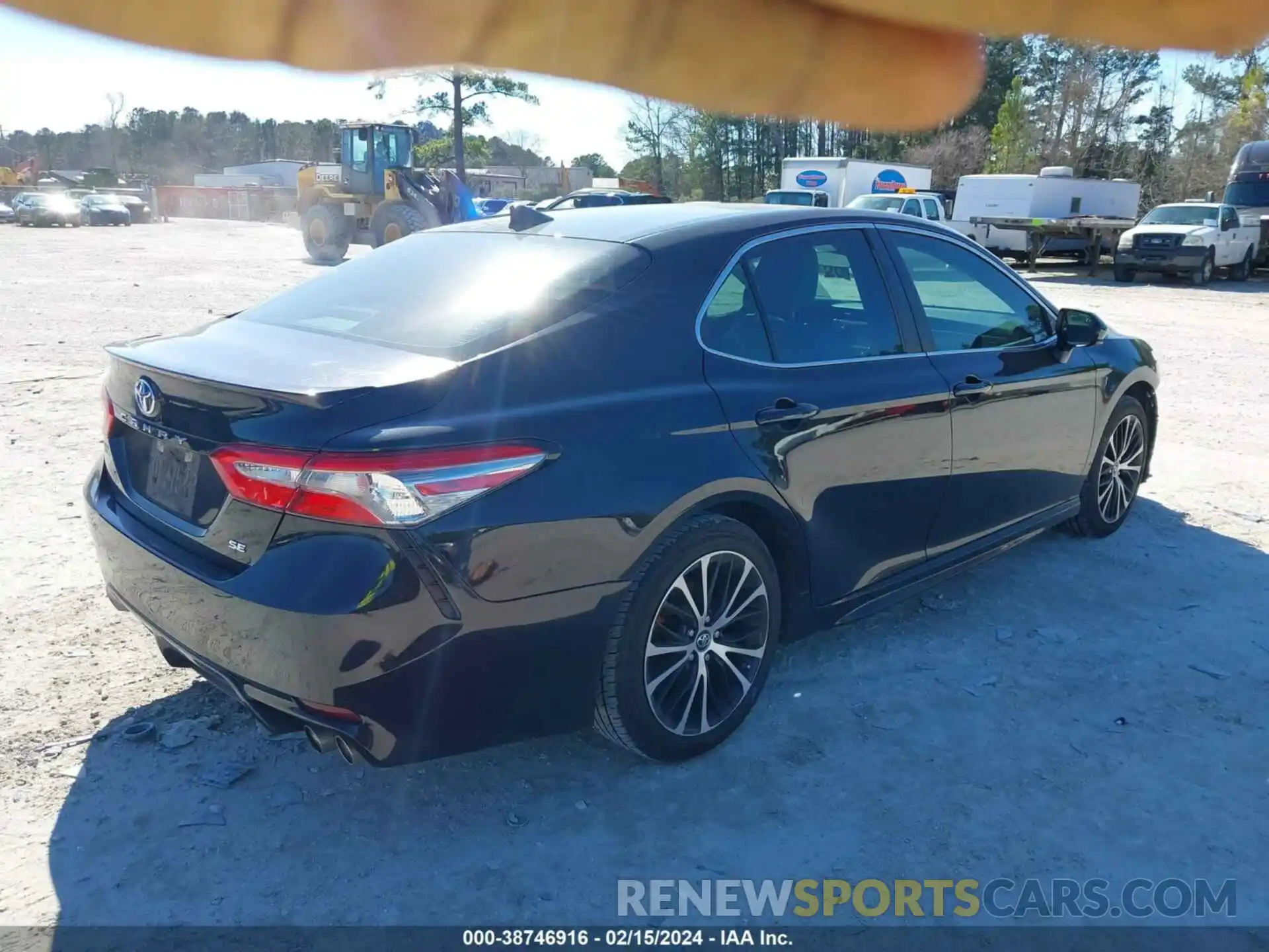 4 Photograph of a damaged car 4T1B11HK0KU718222 TOYOTA CAMRY 2019