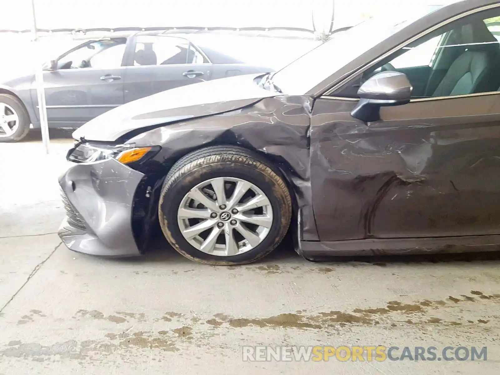 9 Photograph of a damaged car 4T1B11HK0KU718351 TOYOTA CAMRY 2019