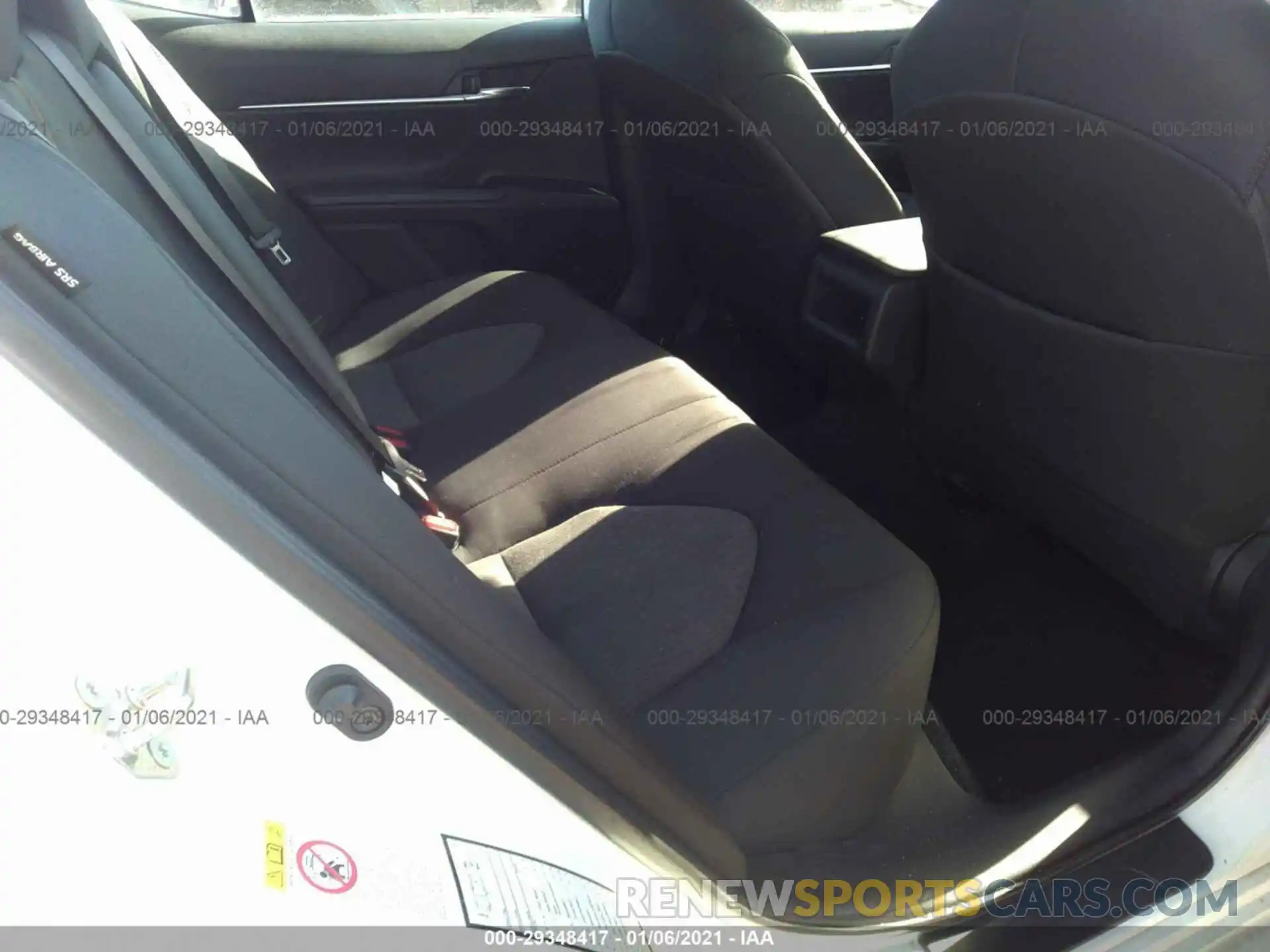 8 Фотография поврежденного автомобиля 4T1B11HK0KU718625 TOYOTA CAMRY 2019