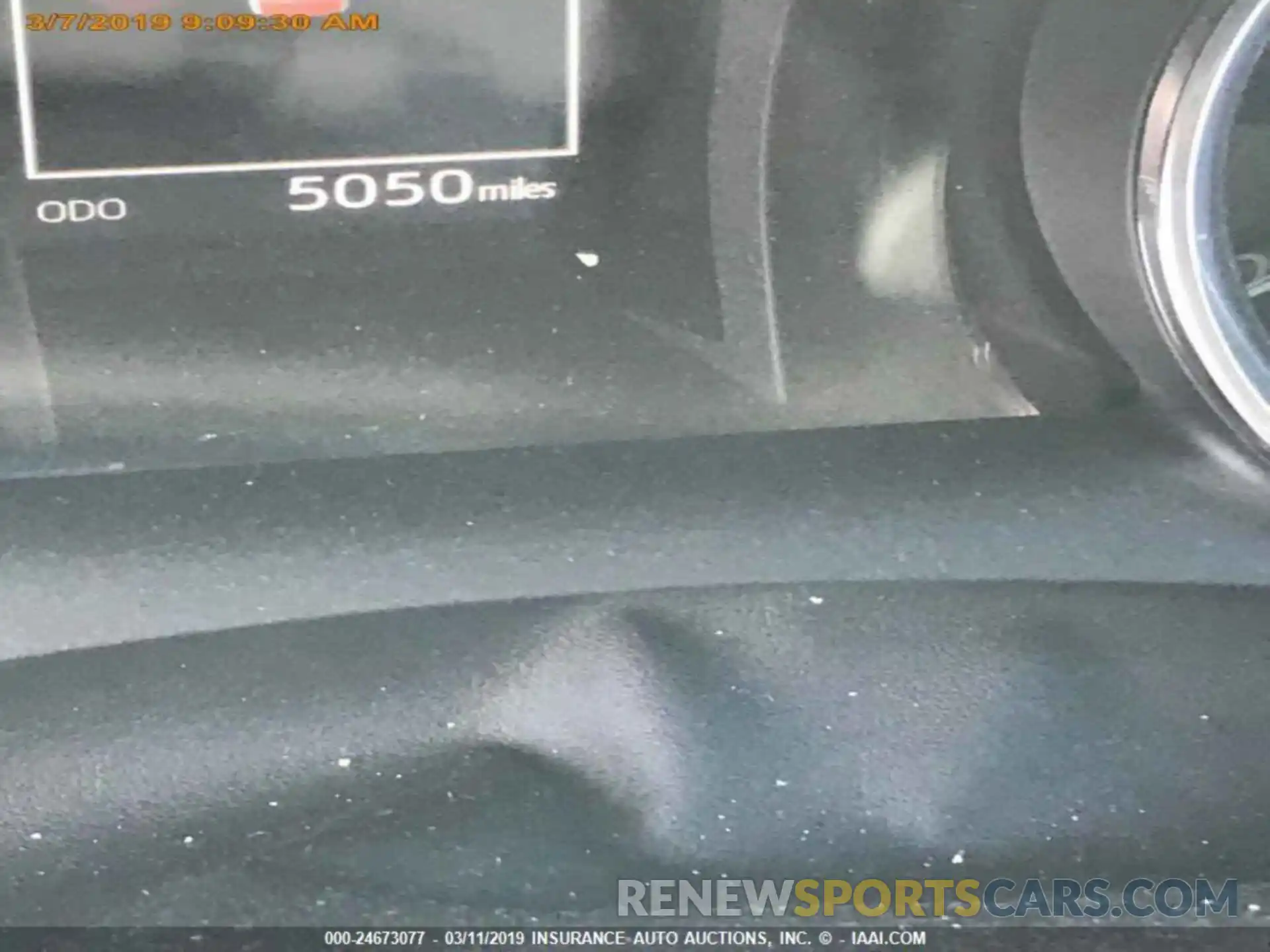 15 Photograph of a damaged car 4T1B11HK0KU720018 TOYOTA CAMRY 2019