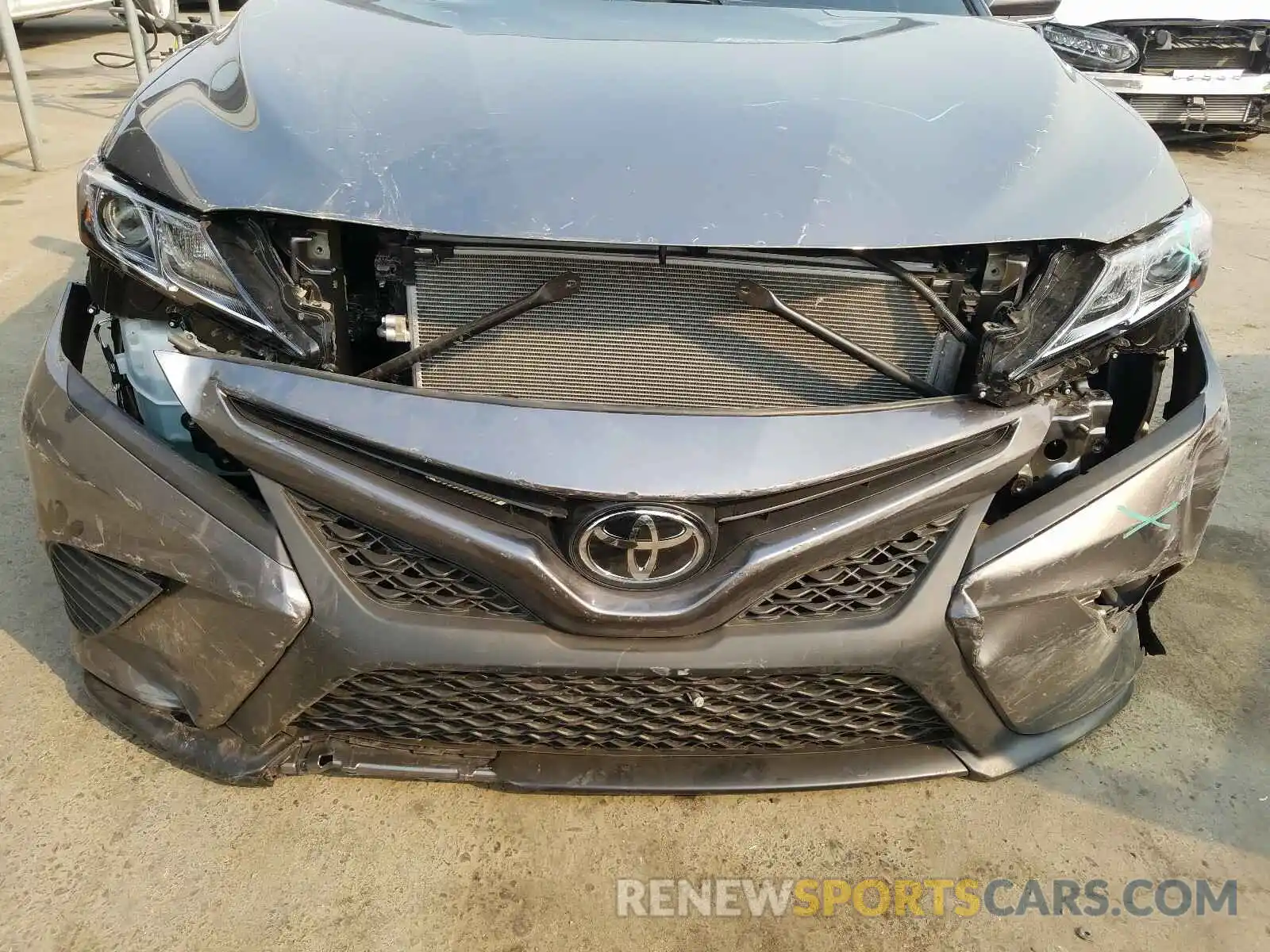 9 Photograph of a damaged car 4T1B11HK0KU721203 TOYOTA CAMRY 2019