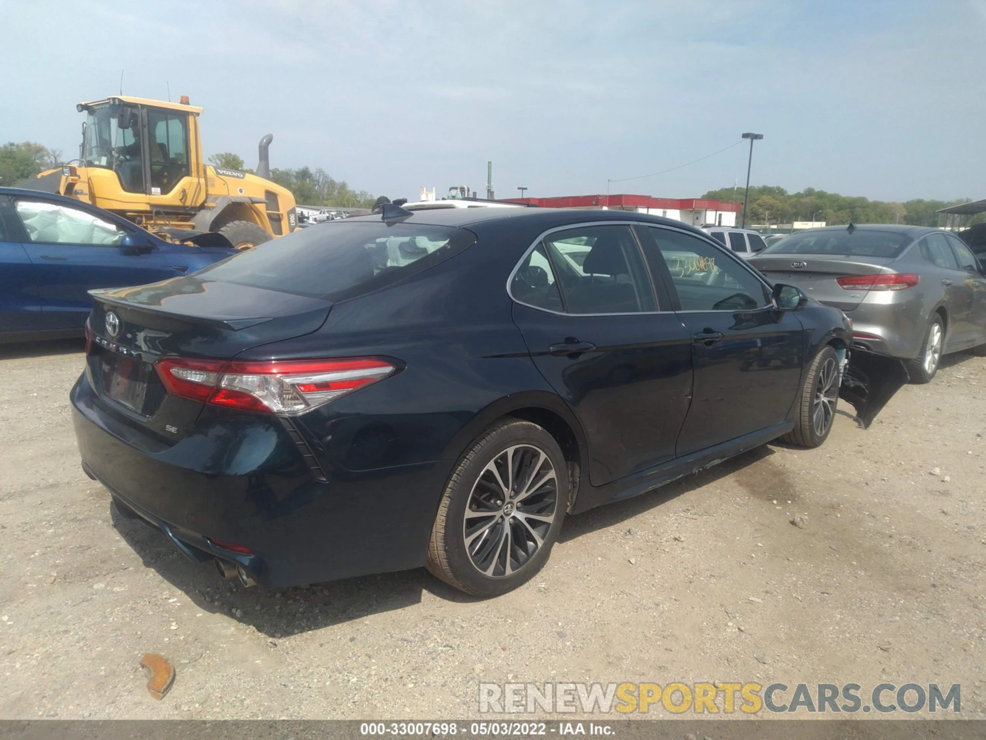 4 Photograph of a damaged car 4T1B11HK0KU721301 TOYOTA CAMRY 2019