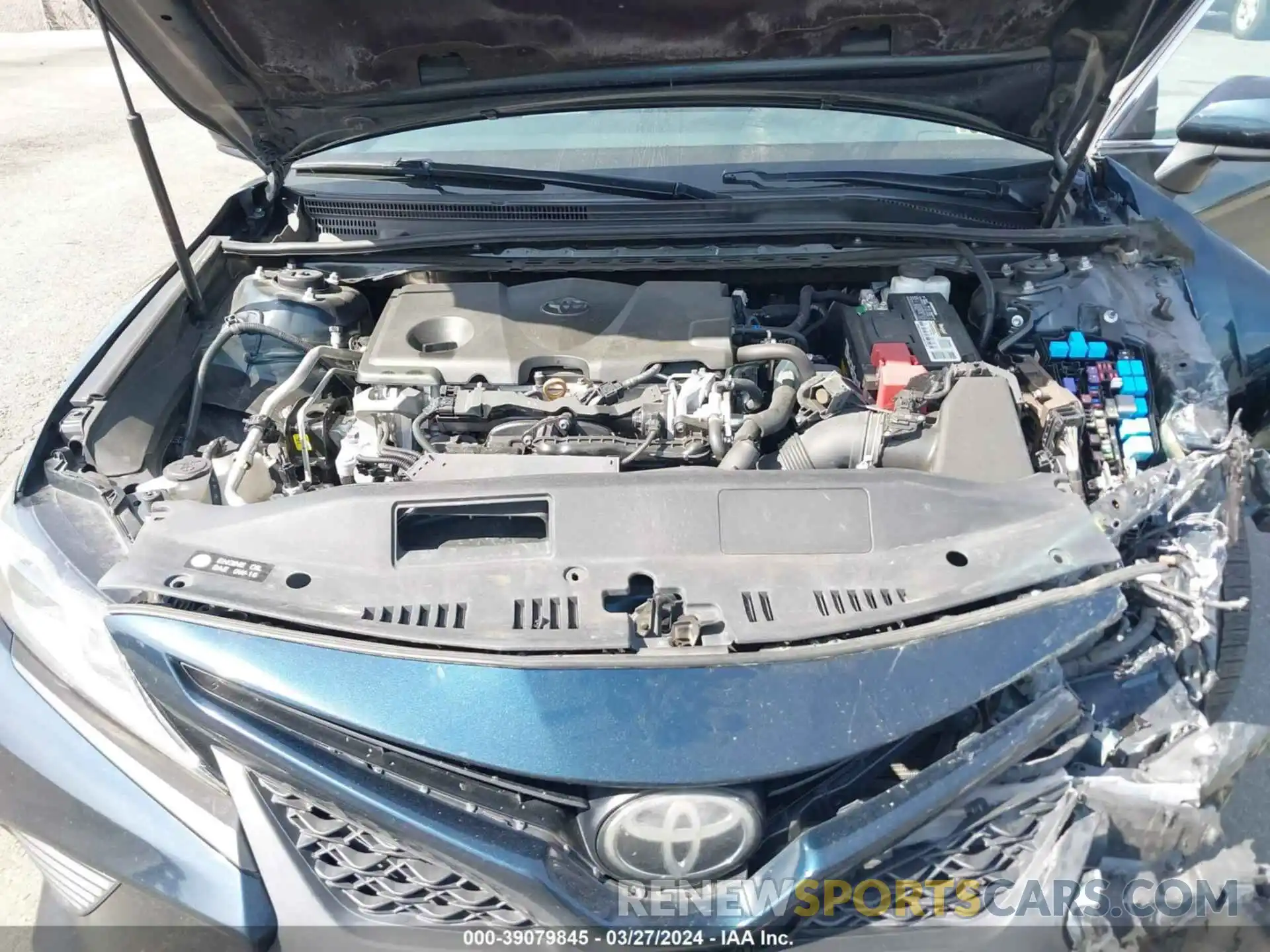 10 Photograph of a damaged car 4T1B11HK0KU721637 TOYOTA CAMRY 2019