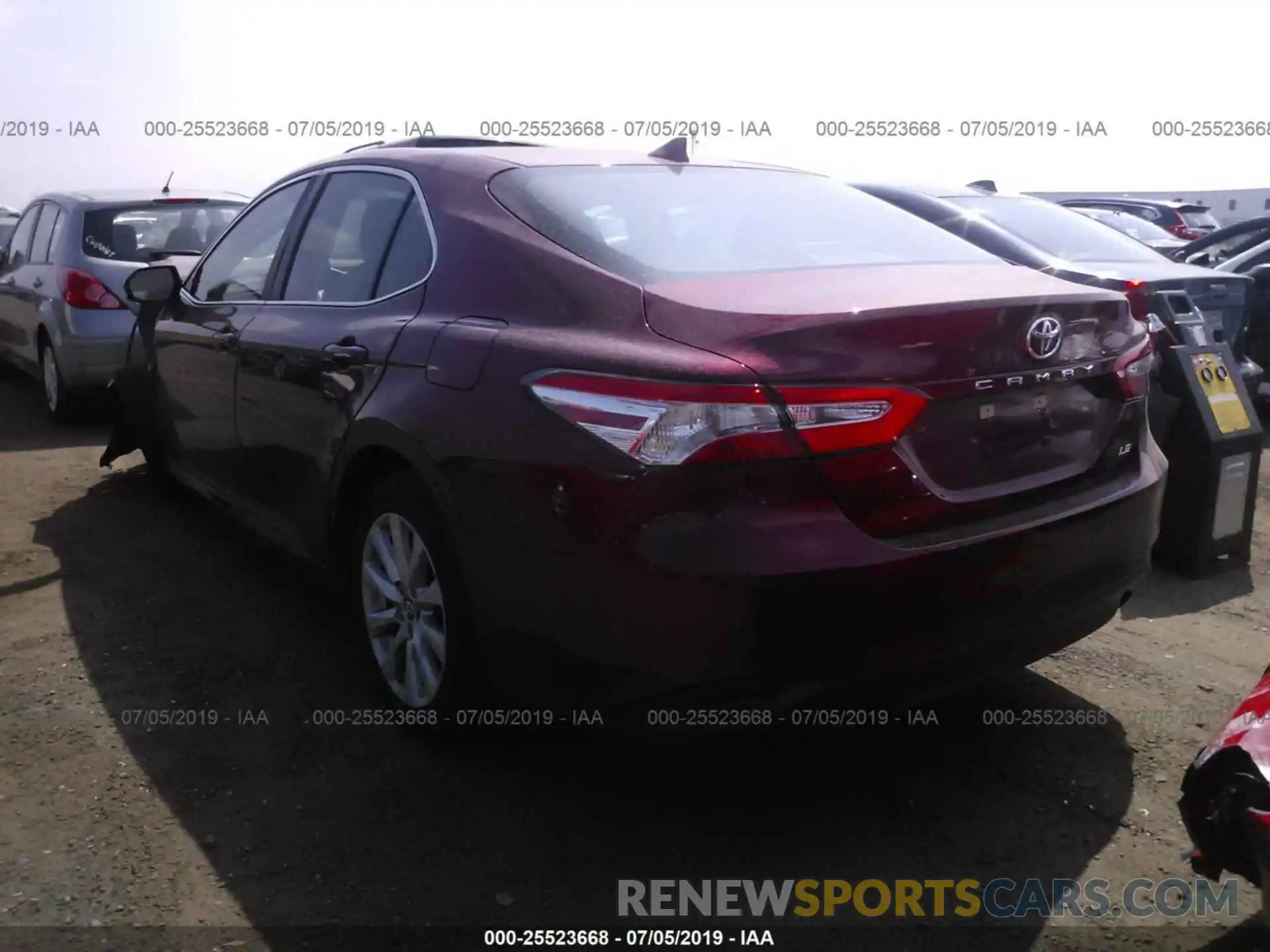 3 Photograph of a damaged car 4T1B11HK0KU721895 TOYOTA CAMRY 2019