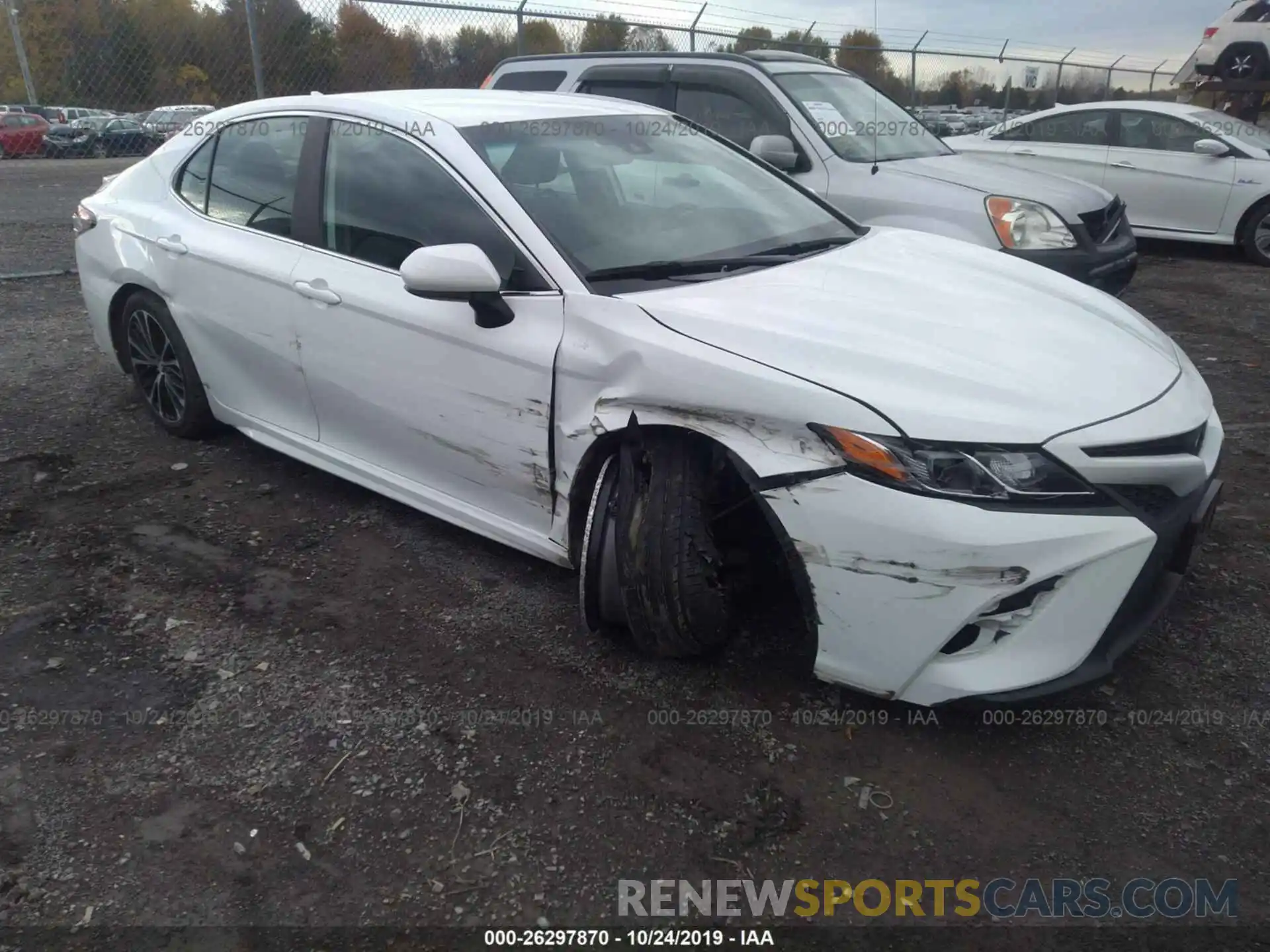 1 Photograph of a damaged car 4T1B11HK0KU723243 TOYOTA CAMRY 2019