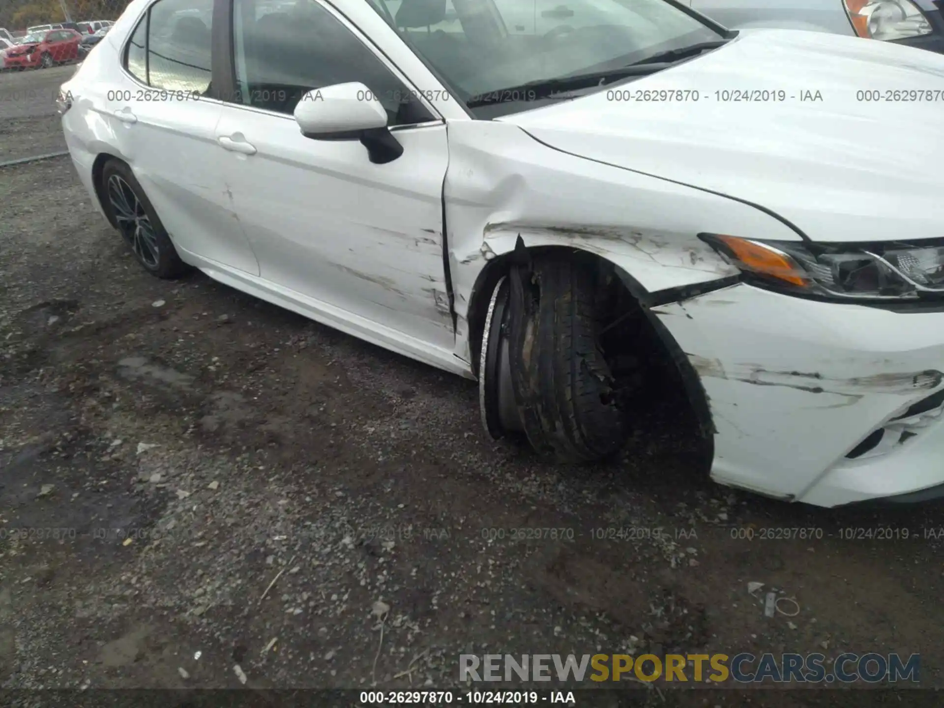 6 Photograph of a damaged car 4T1B11HK0KU723243 TOYOTA CAMRY 2019