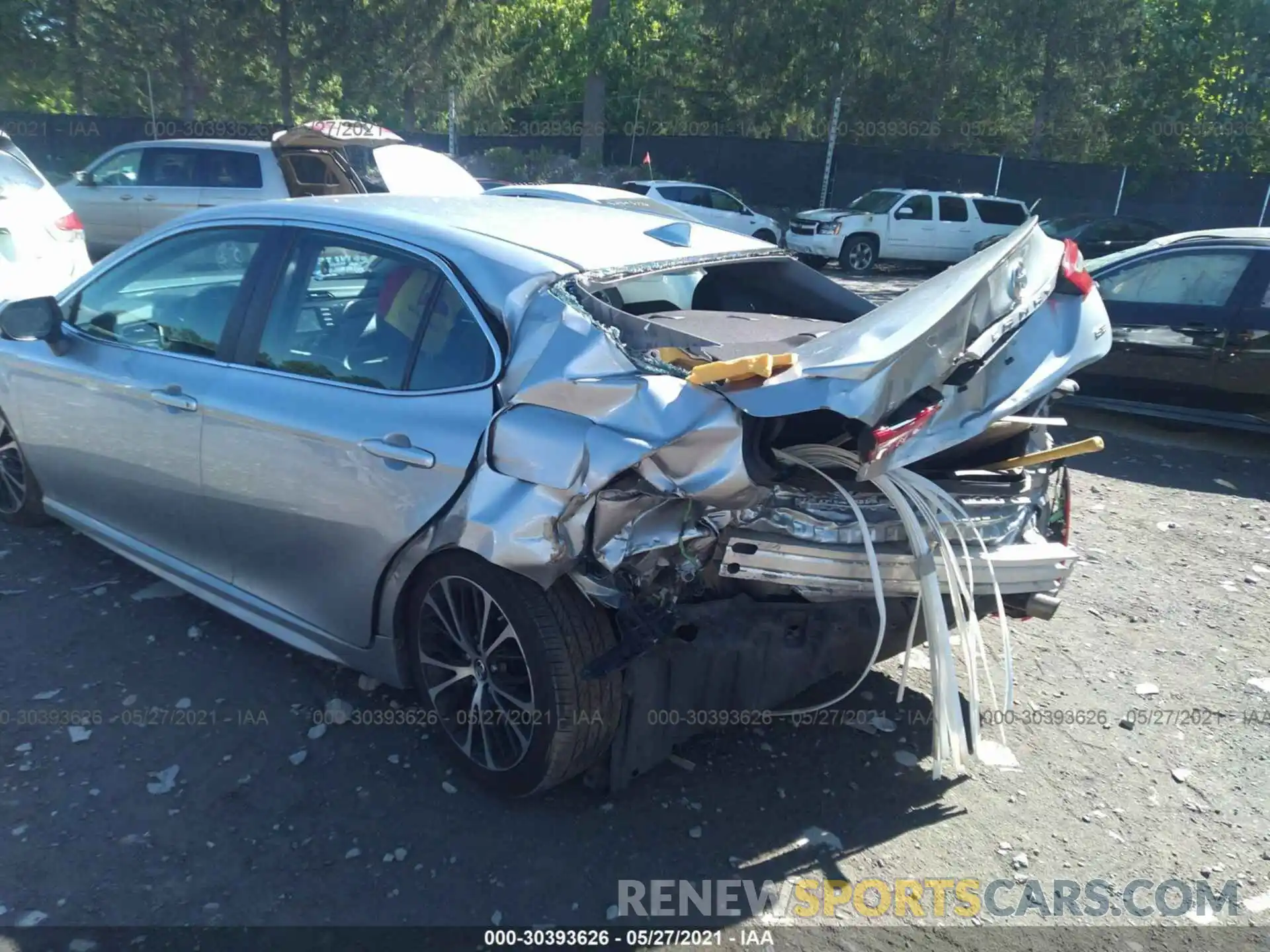 6 Photograph of a damaged car 4T1B11HK0KU723758 TOYOTA CAMRY 2019