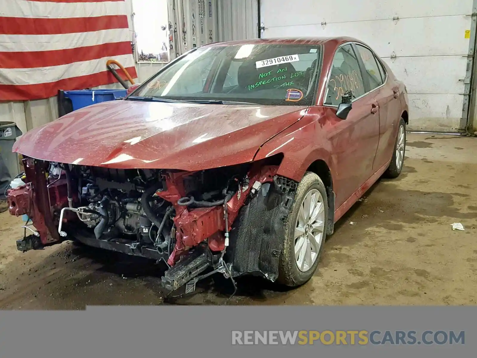 2 Photograph of a damaged car 4T1B11HK0KU726627 TOYOTA CAMRY 2019