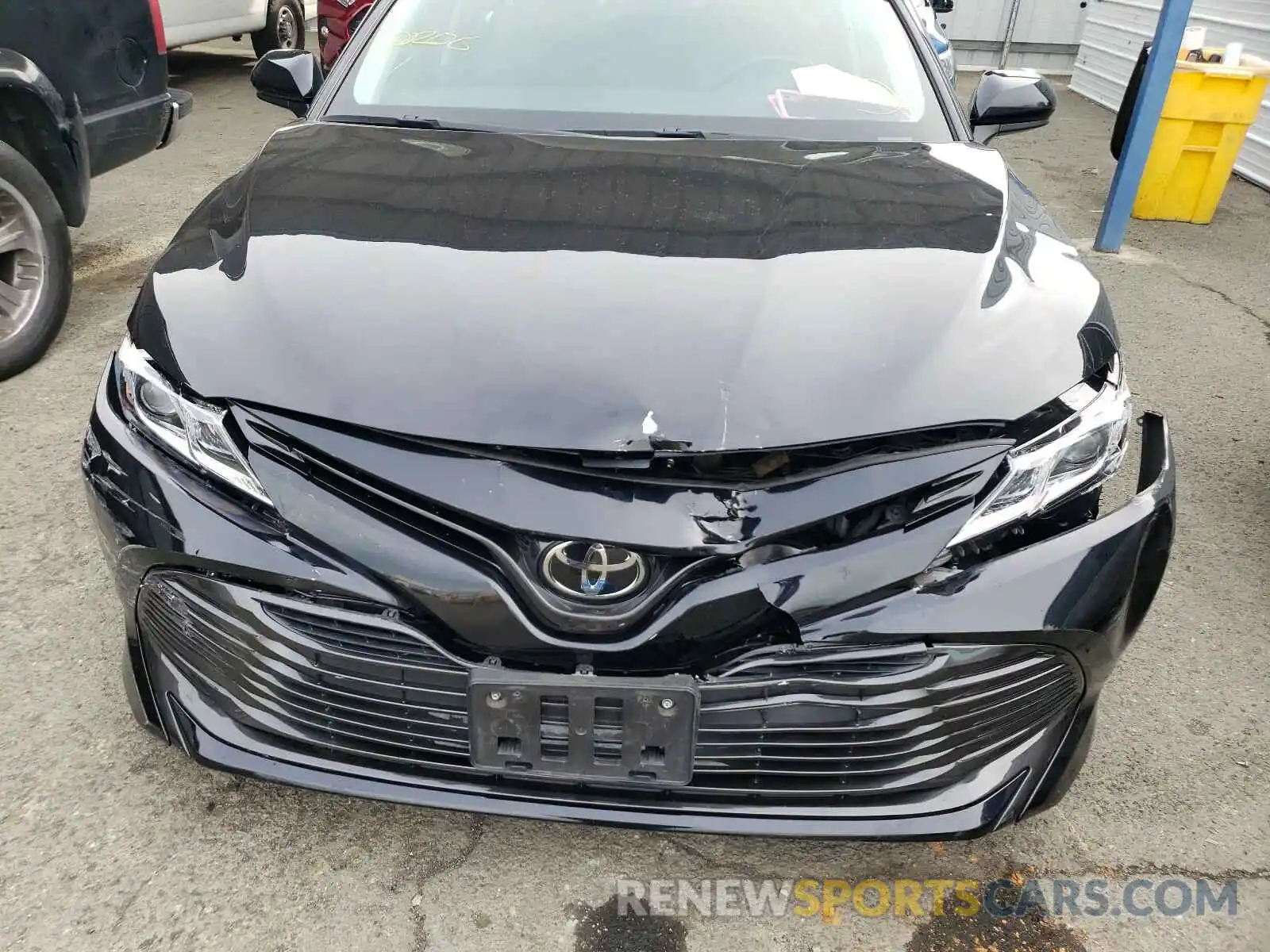 7 Photograph of a damaged car 4T1B11HK0KU727549 TOYOTA CAMRY 2019