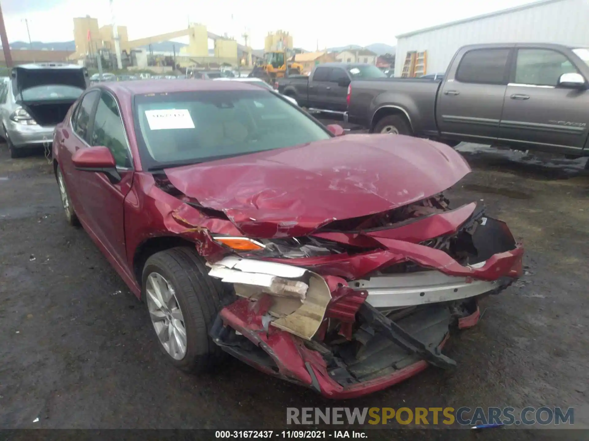 6 Photograph of a damaged car 4T1B11HK0KU727891 TOYOTA CAMRY 2019