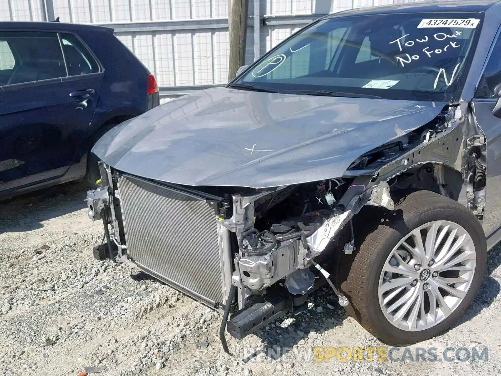 9 Photograph of a damaged car 4T1B11HK0KU729043 TOYOTA CAMRY 2019