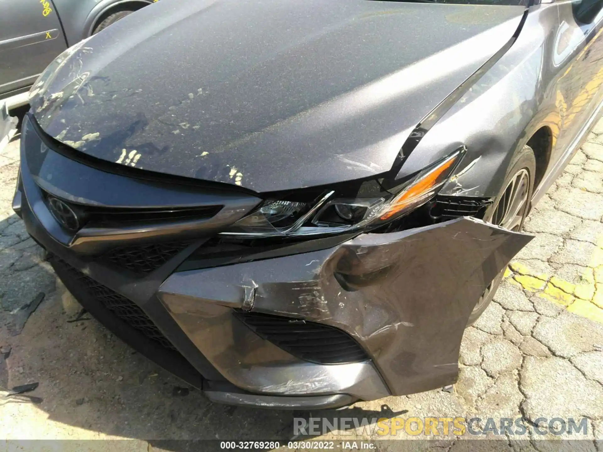 6 Photograph of a damaged car 4T1B11HK0KU729124 TOYOTA CAMRY 2019