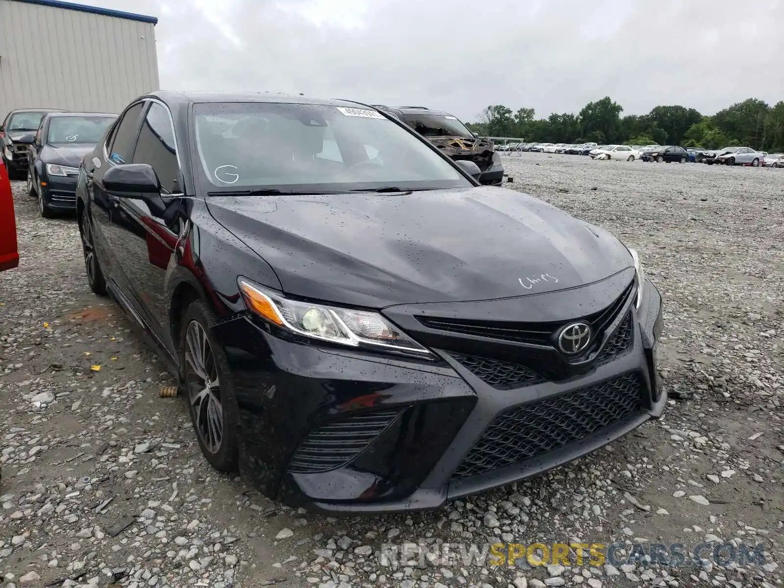 1 Photograph of a damaged car 4T1B11HK0KU729186 TOYOTA CAMRY 2019