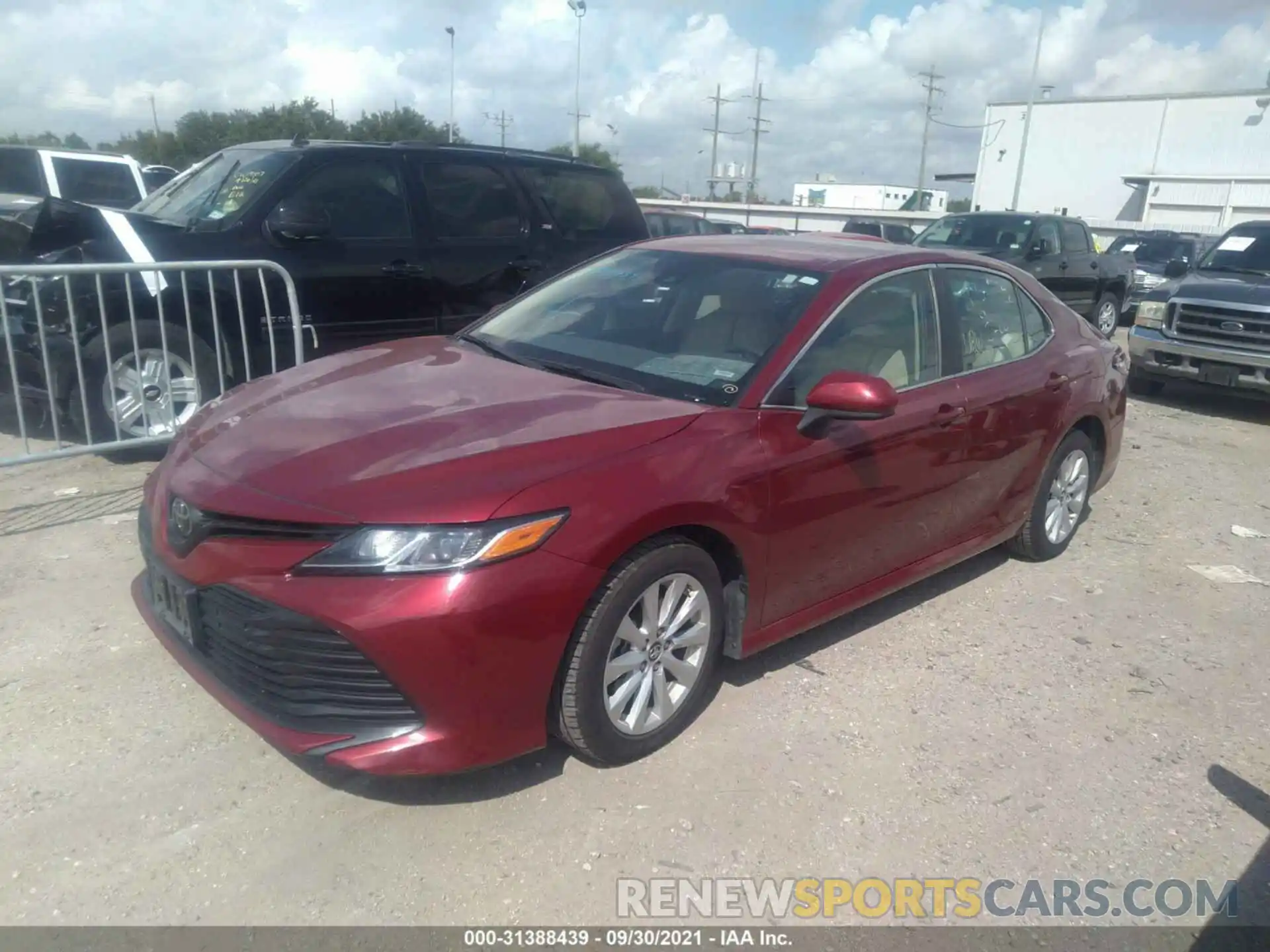 2 Photograph of a damaged car 4T1B11HK0KU729298 TOYOTA CAMRY 2019