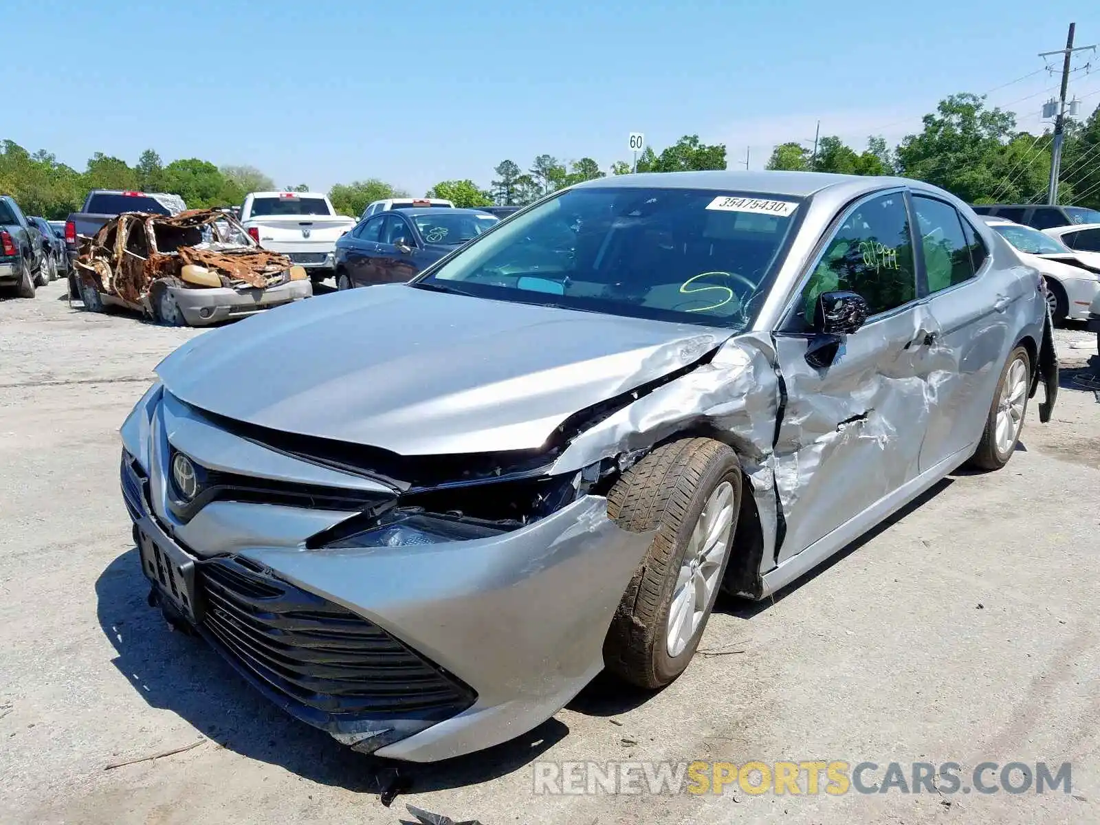 2 Photograph of a damaged car 4T1B11HK0KU729740 TOYOTA CAMRY 2019