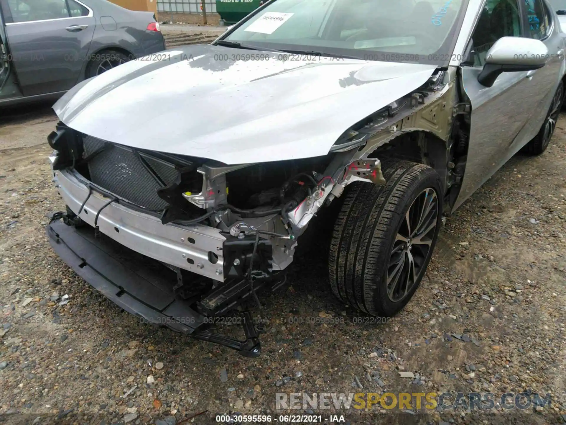 6 Photograph of a damaged car 4T1B11HK0KU730158 TOYOTA CAMRY 2019