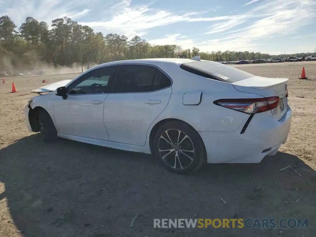 2 Photograph of a damaged car 4T1B11HK0KU733531 TOYOTA CAMRY 2019