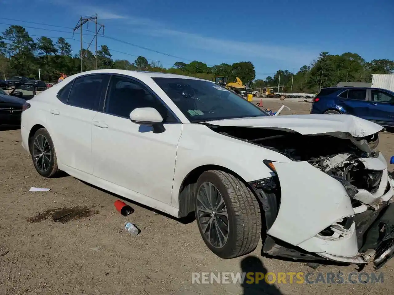 4 Photograph of a damaged car 4T1B11HK0KU733531 TOYOTA CAMRY 2019