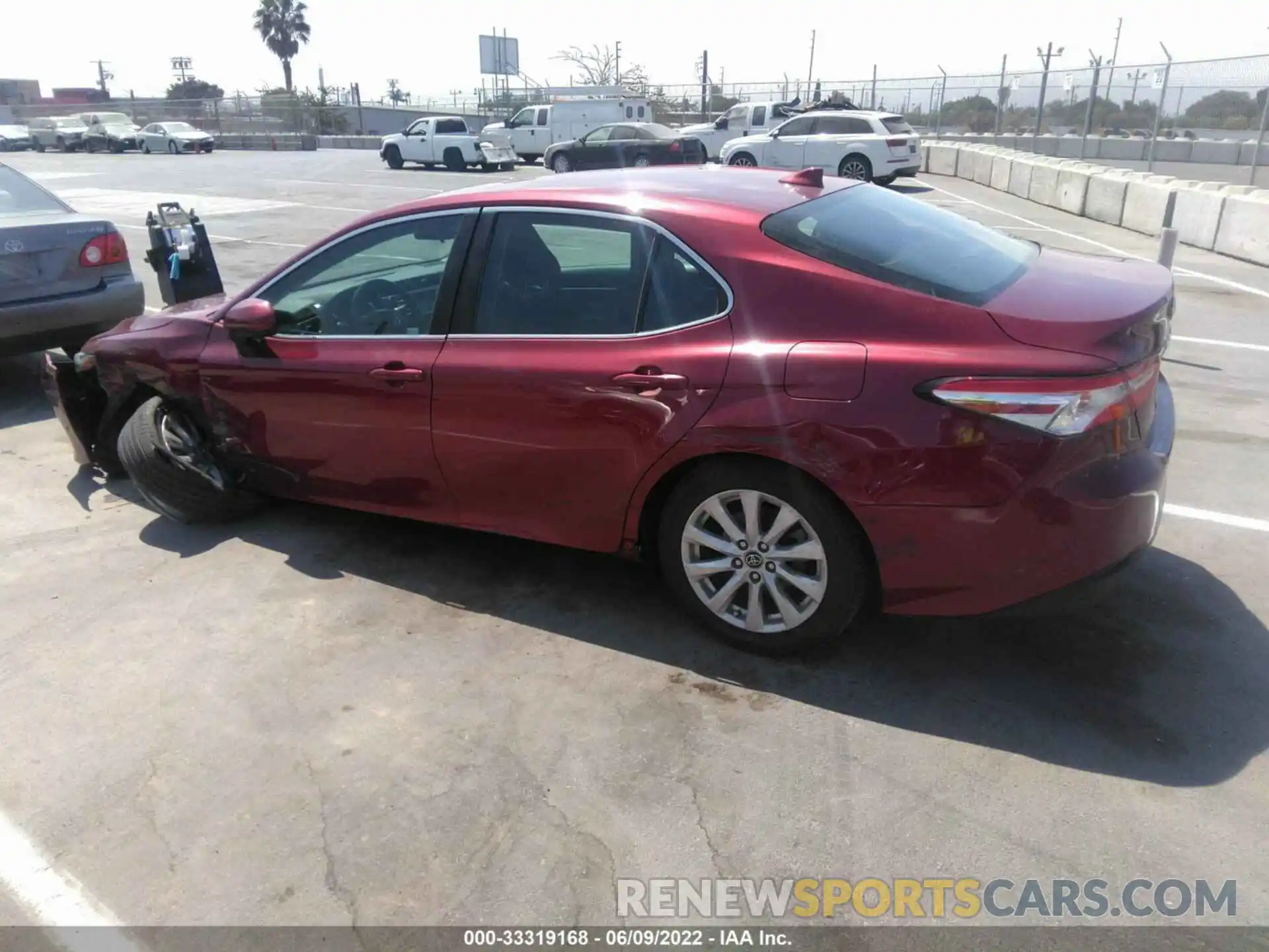 3 Photograph of a damaged car 4T1B11HK0KU733903 TOYOTA CAMRY 2019