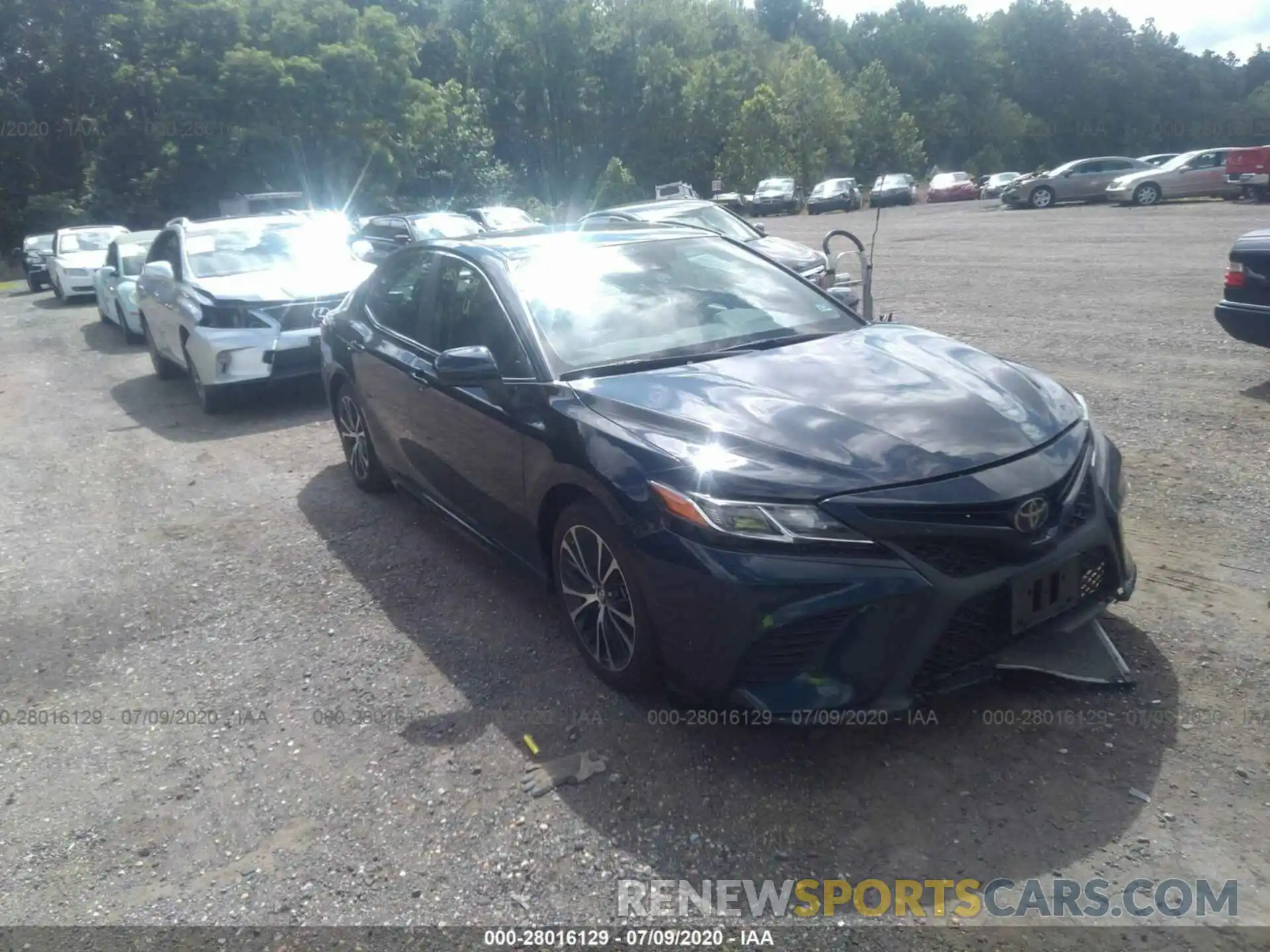 1 Photograph of a damaged car 4T1B11HK0KU734310 TOYOTA CAMRY 2019