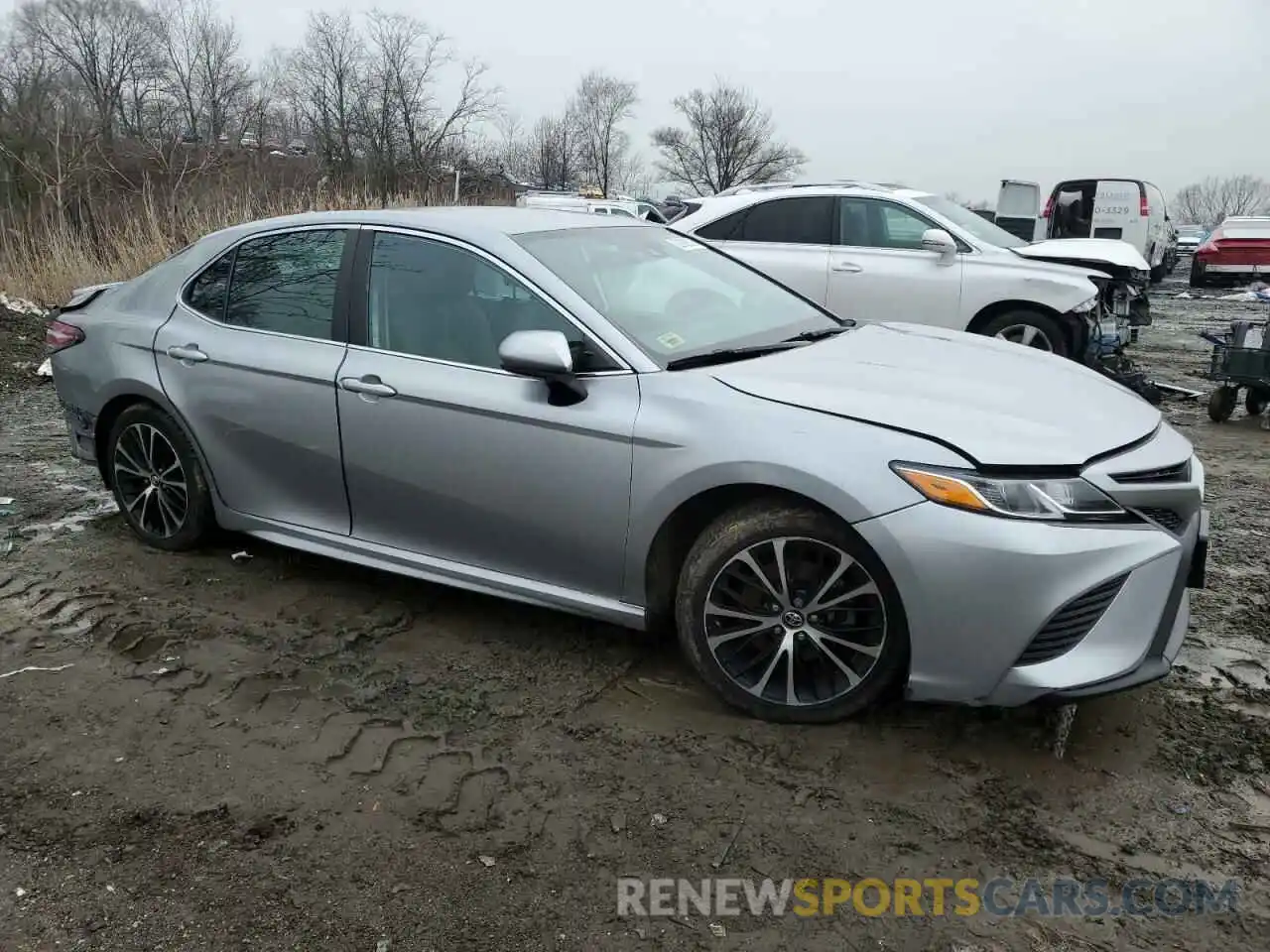 4 Photograph of a damaged car 4T1B11HK0KU736767 TOYOTA CAMRY 2019