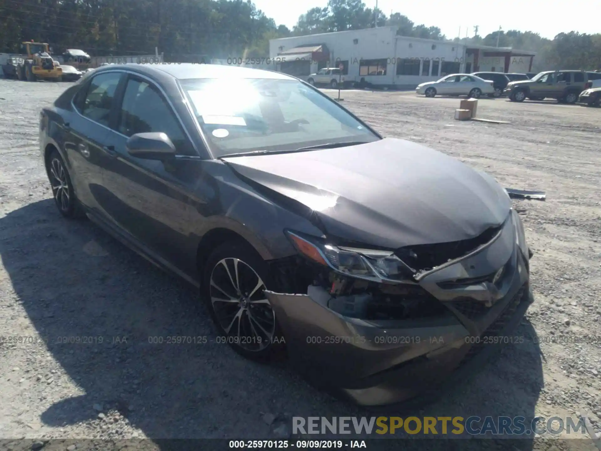 1 Photograph of a damaged car 4T1B11HK0KU737367 TOYOTA CAMRY 2019