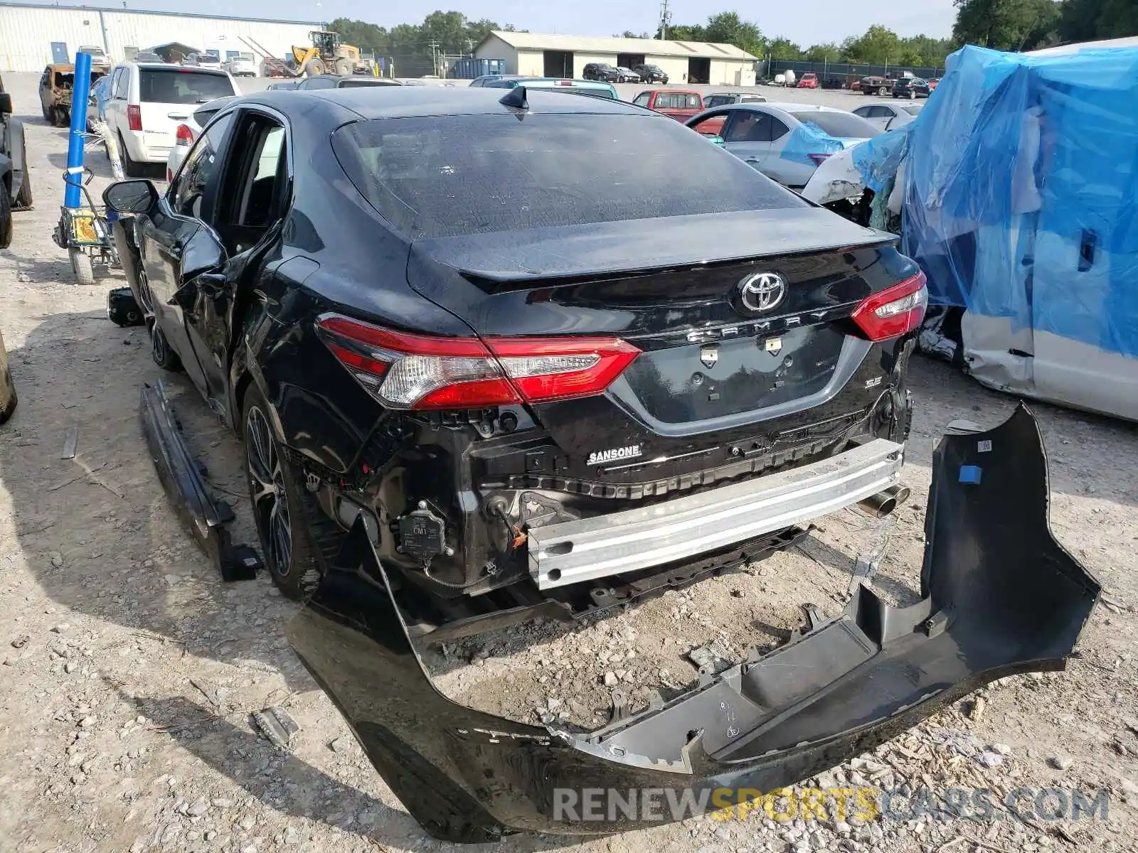 3 Photograph of a damaged car 4T1B11HK0KU738079 TOYOTA CAMRY 2019