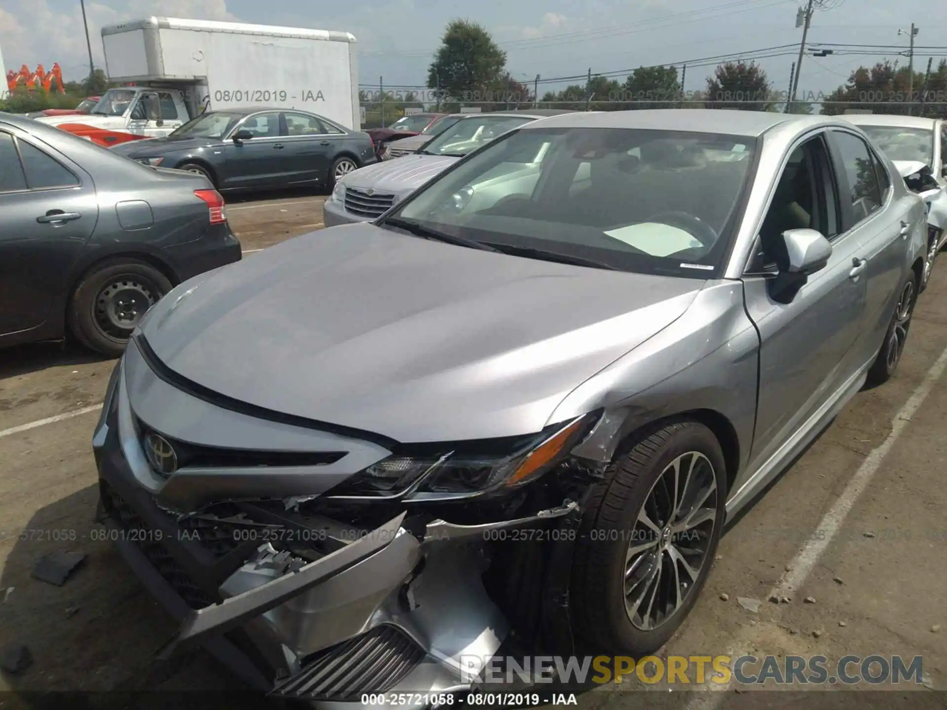 6 Photograph of a damaged car 4T1B11HK0KU738115 TOYOTA CAMRY 2019