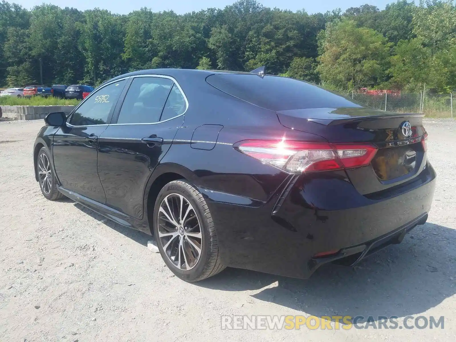 3 Photograph of a damaged car 4T1B11HK0KU738910 TOYOTA CAMRY 2019