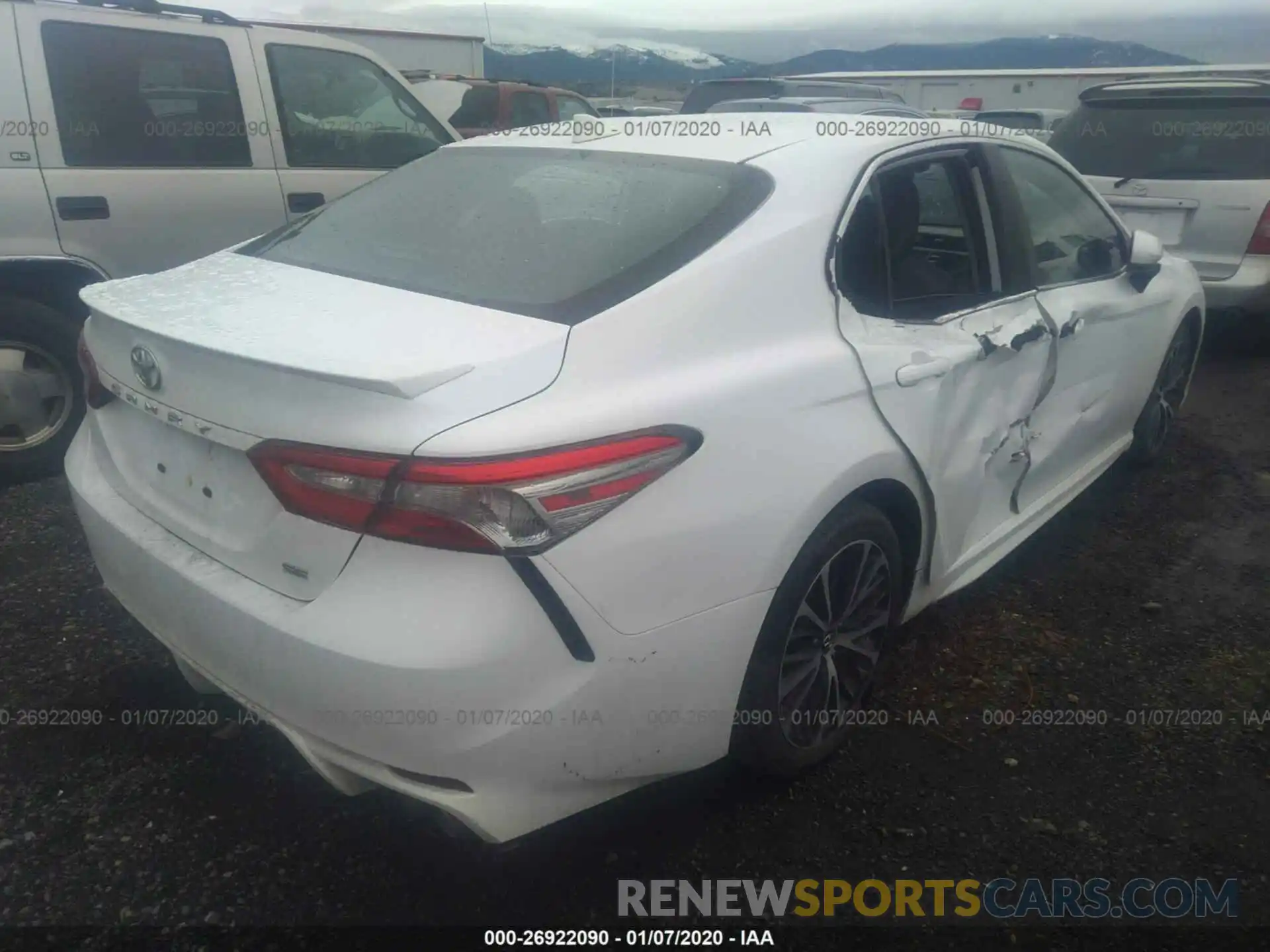 4 Photograph of a damaged car 4T1B11HK0KU739717 TOYOTA CAMRY 2019