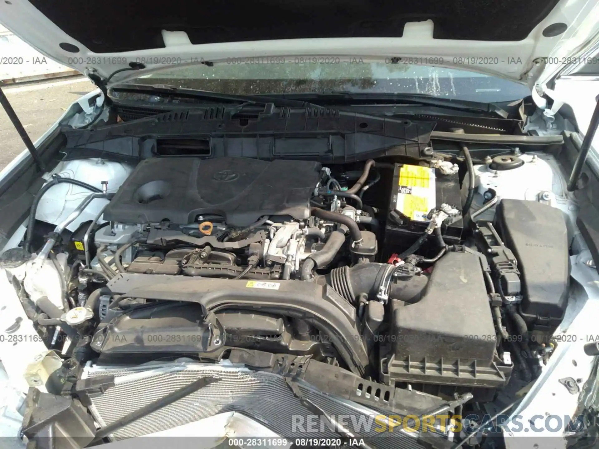 10 Photograph of a damaged car 4T1B11HK0KU740821 TOYOTA CAMRY 2019