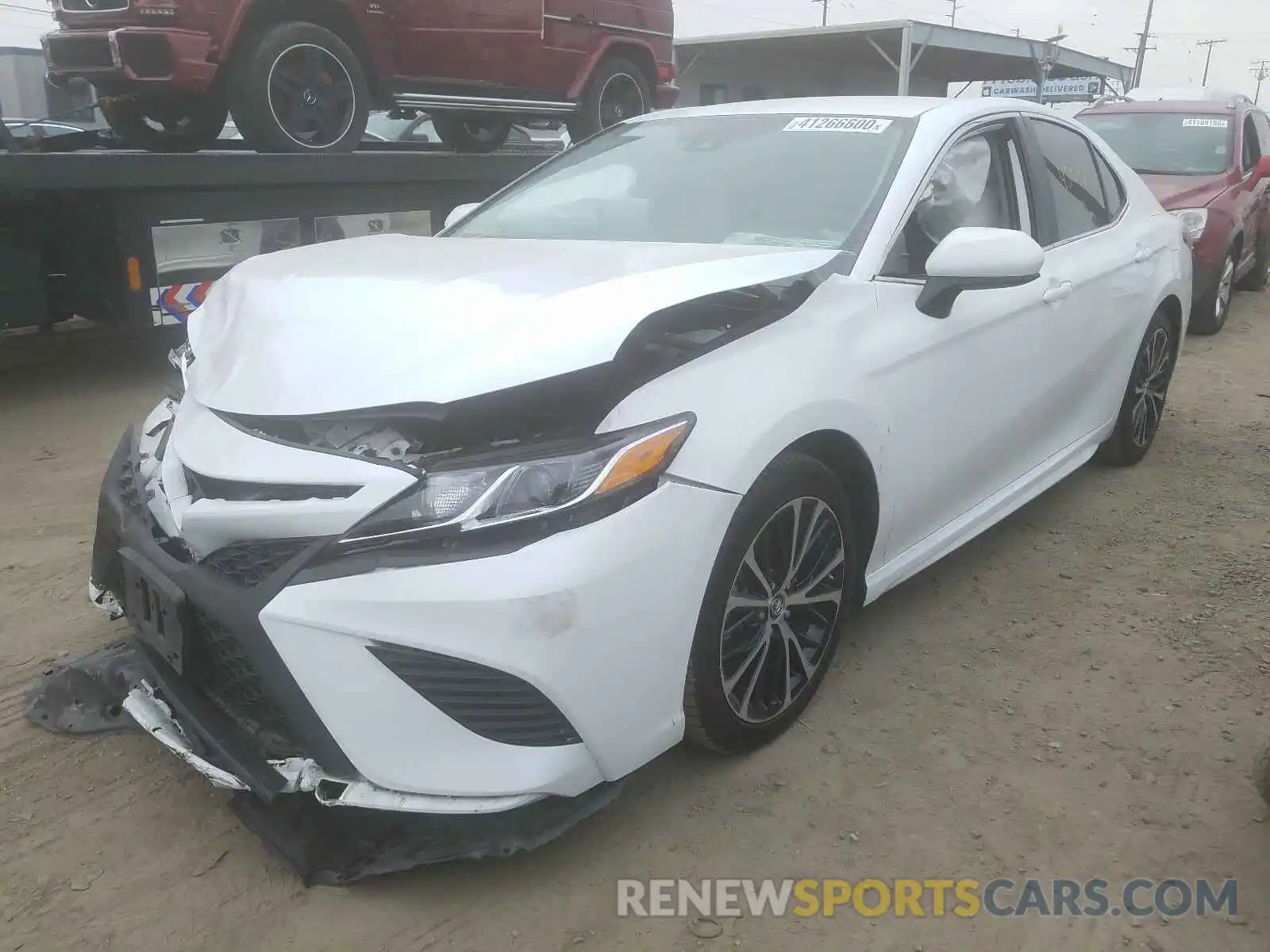 2 Photograph of a damaged car 4T1B11HK0KU741029 TOYOTA CAMRY 2019