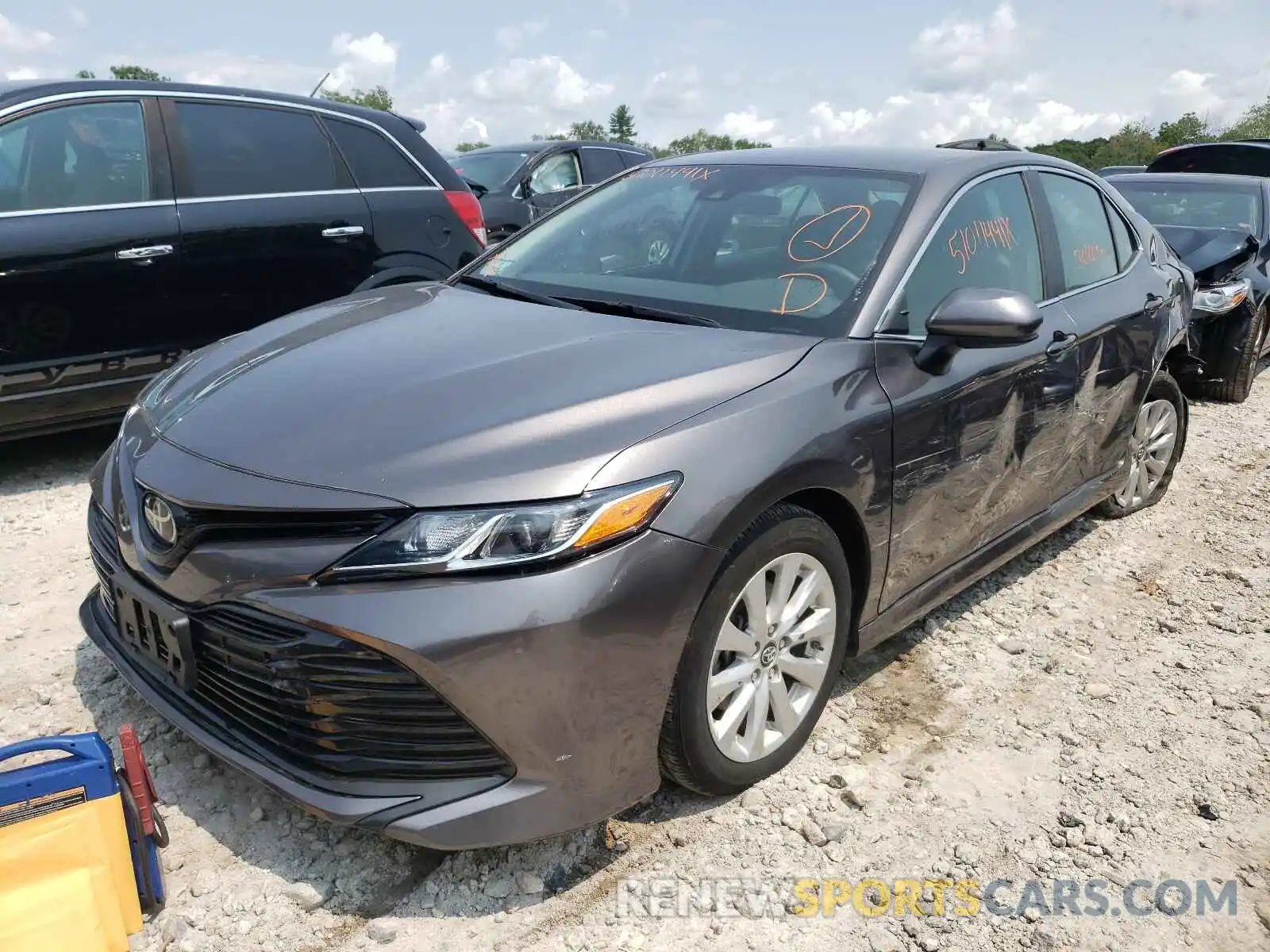 2 Photograph of a damaged car 4T1B11HK0KU741080 TOYOTA CAMRY 2019