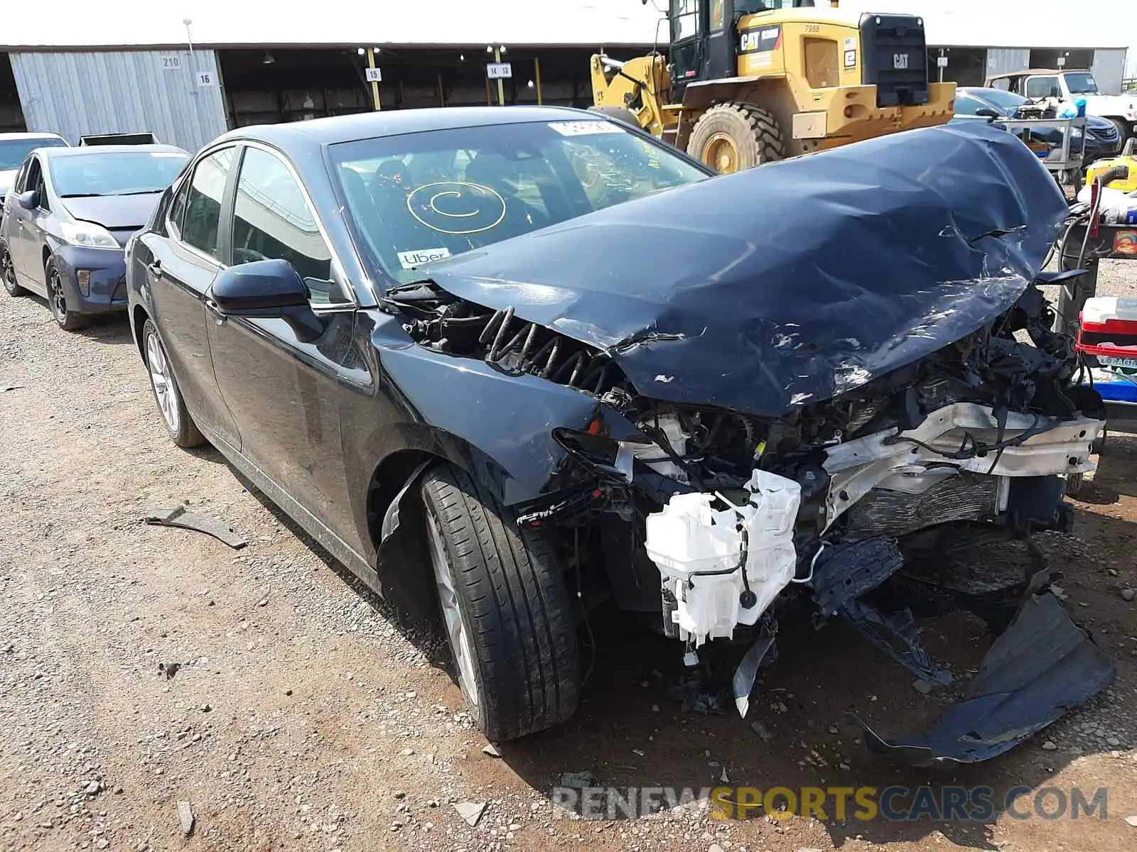 1 Photograph of a damaged car 4T1B11HK0KU741175 TOYOTA CAMRY 2019