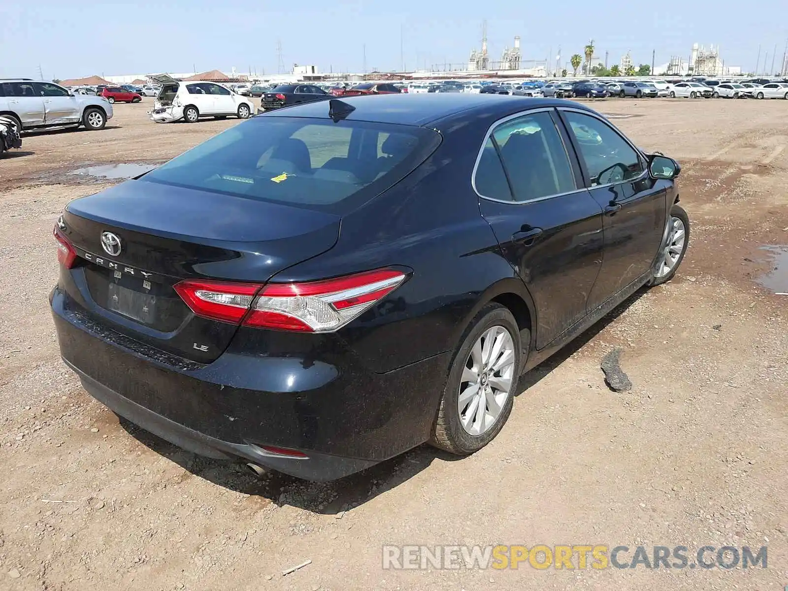 4 Photograph of a damaged car 4T1B11HK0KU741175 TOYOTA CAMRY 2019