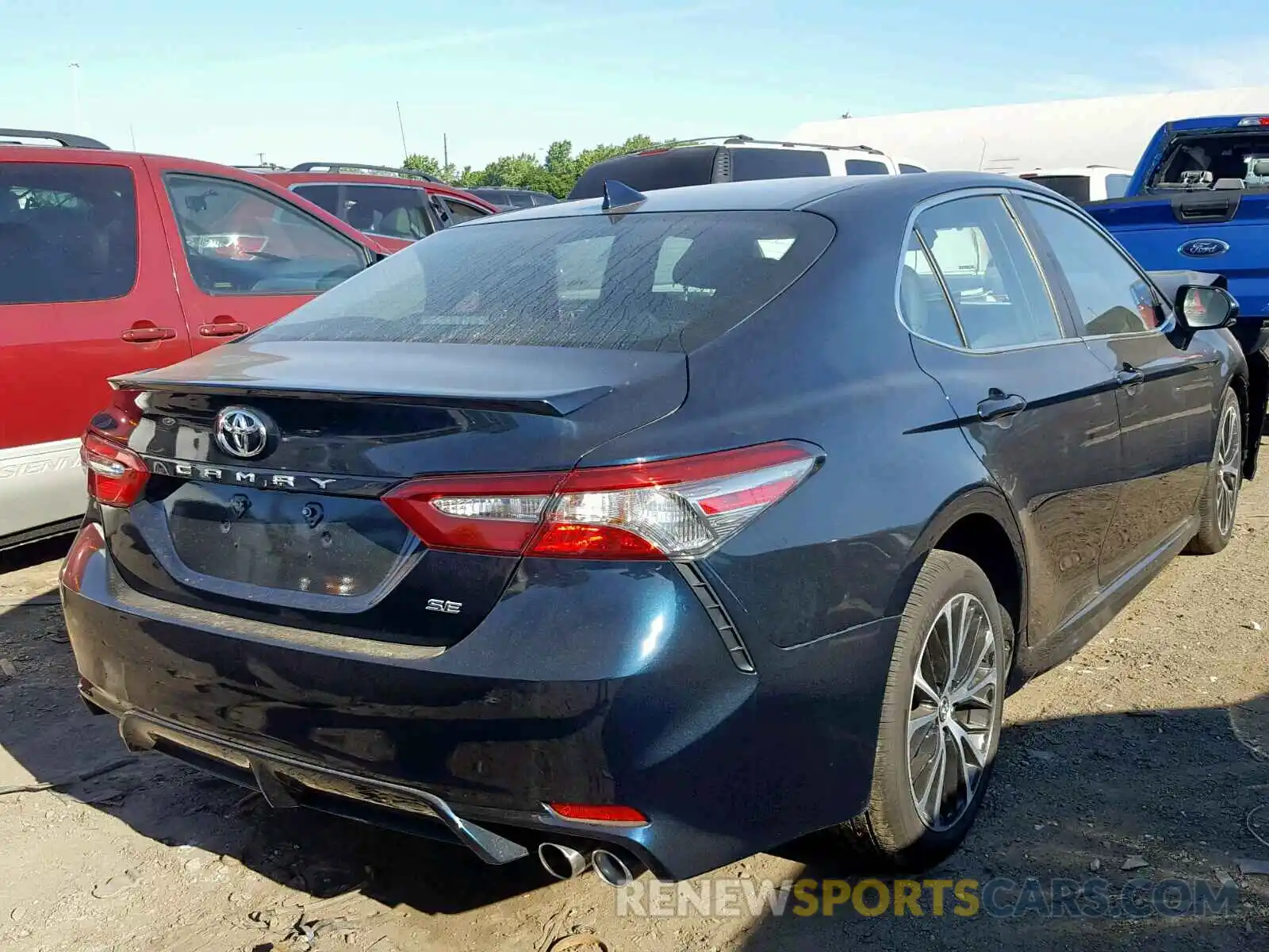 4 Photograph of a damaged car 4T1B11HK0KU741984 TOYOTA CAMRY 2019