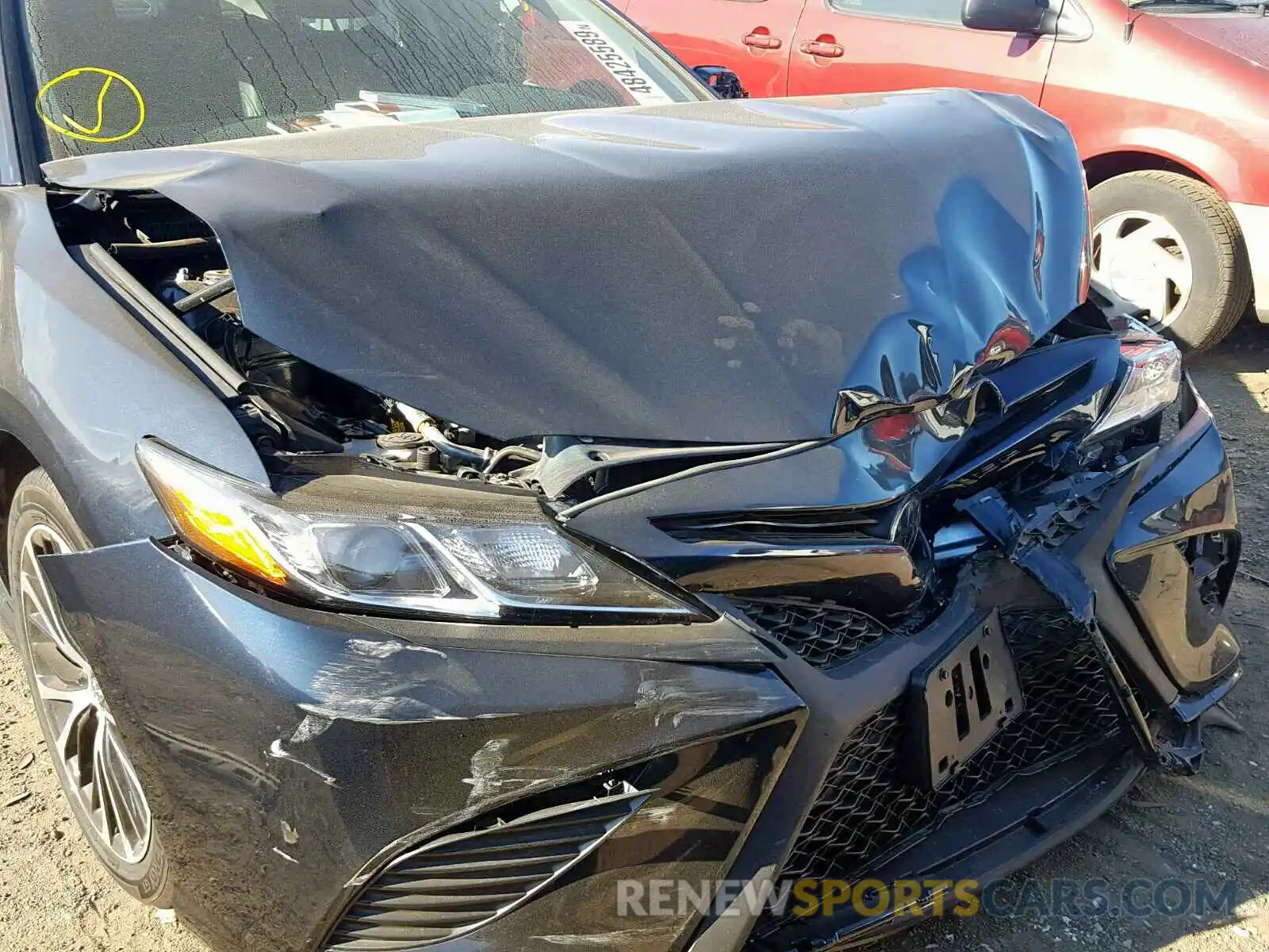 9 Photograph of a damaged car 4T1B11HK0KU741984 TOYOTA CAMRY 2019