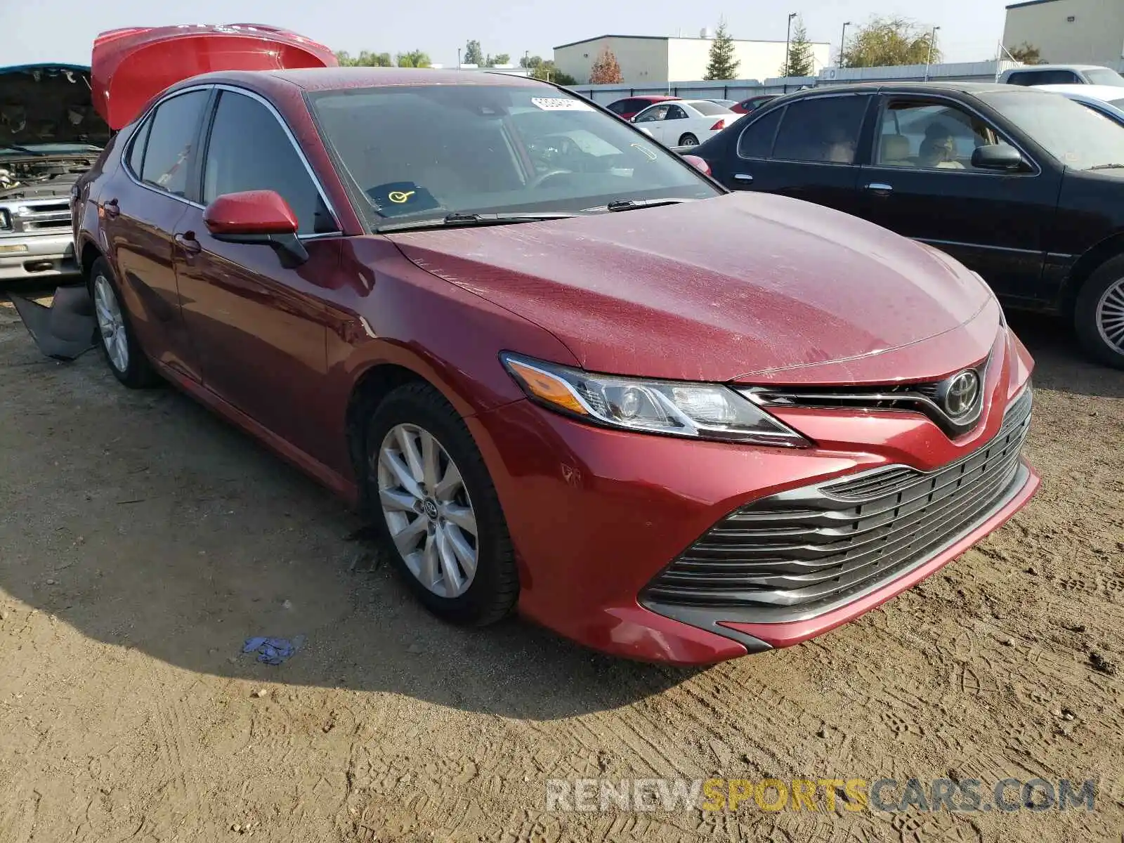 1 Photograph of a damaged car 4T1B11HK0KU742018 TOYOTA CAMRY 2019