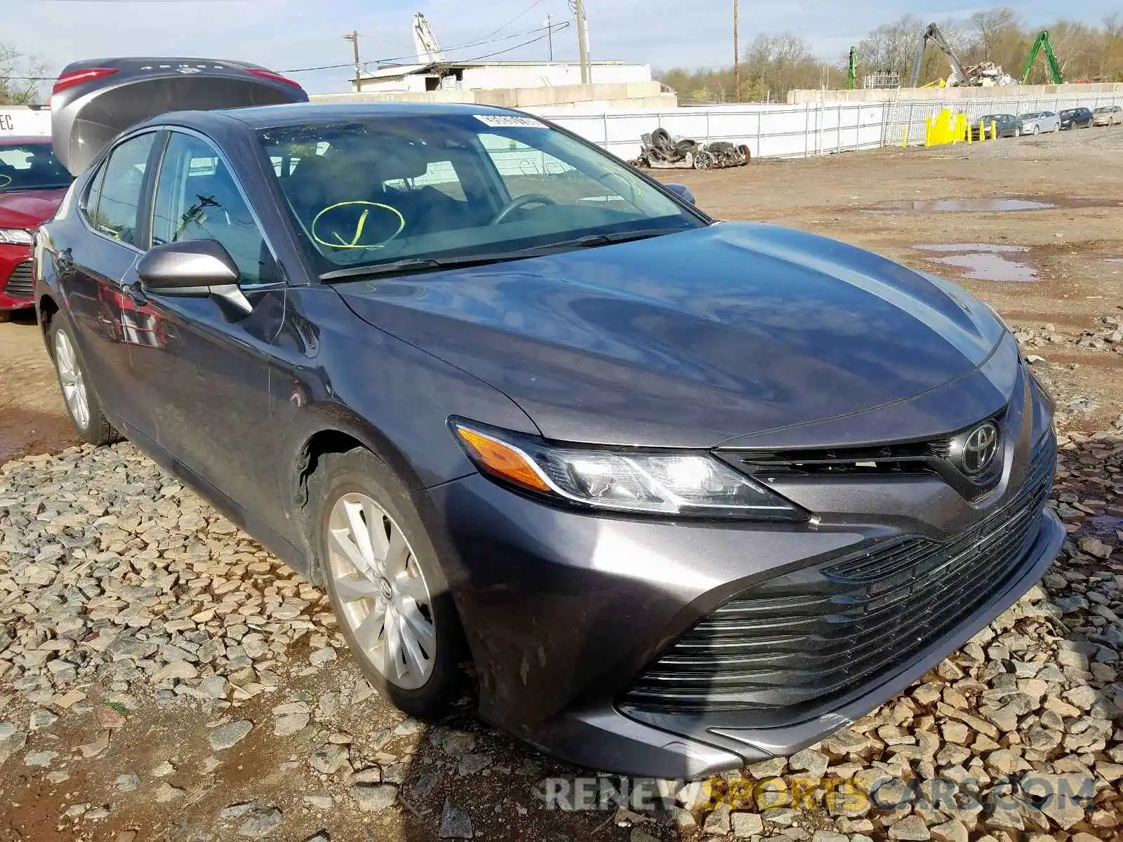 1 Photograph of a damaged car 4T1B11HK0KU742343 TOYOTA CAMRY 2019