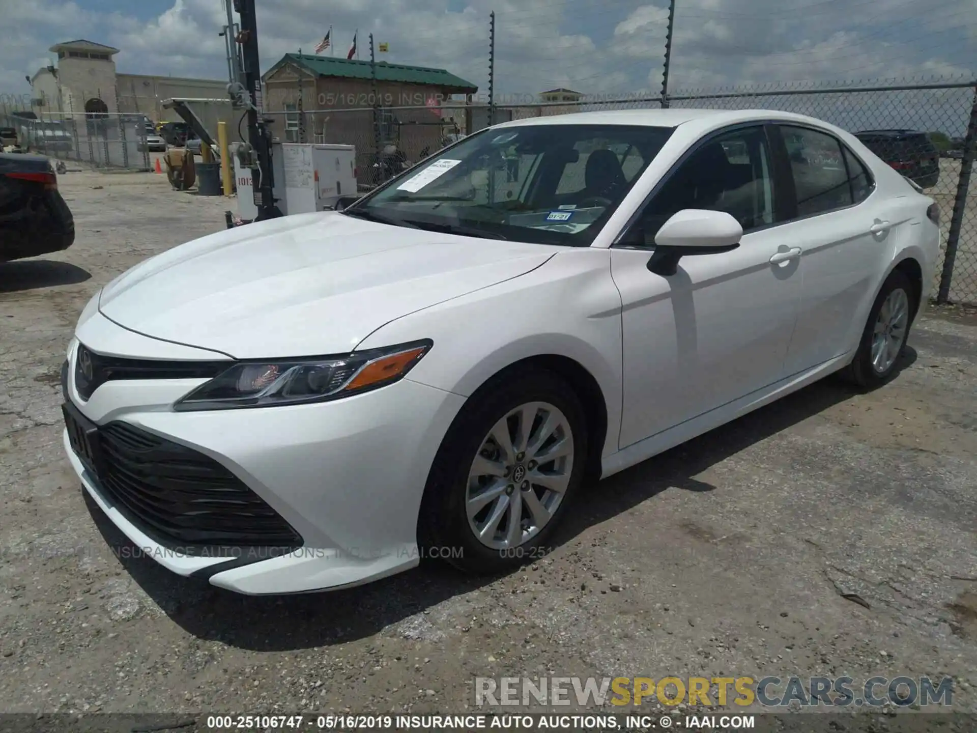 2 Photograph of a damaged car 4T1B11HK0KU742634 TOYOTA CAMRY 2019