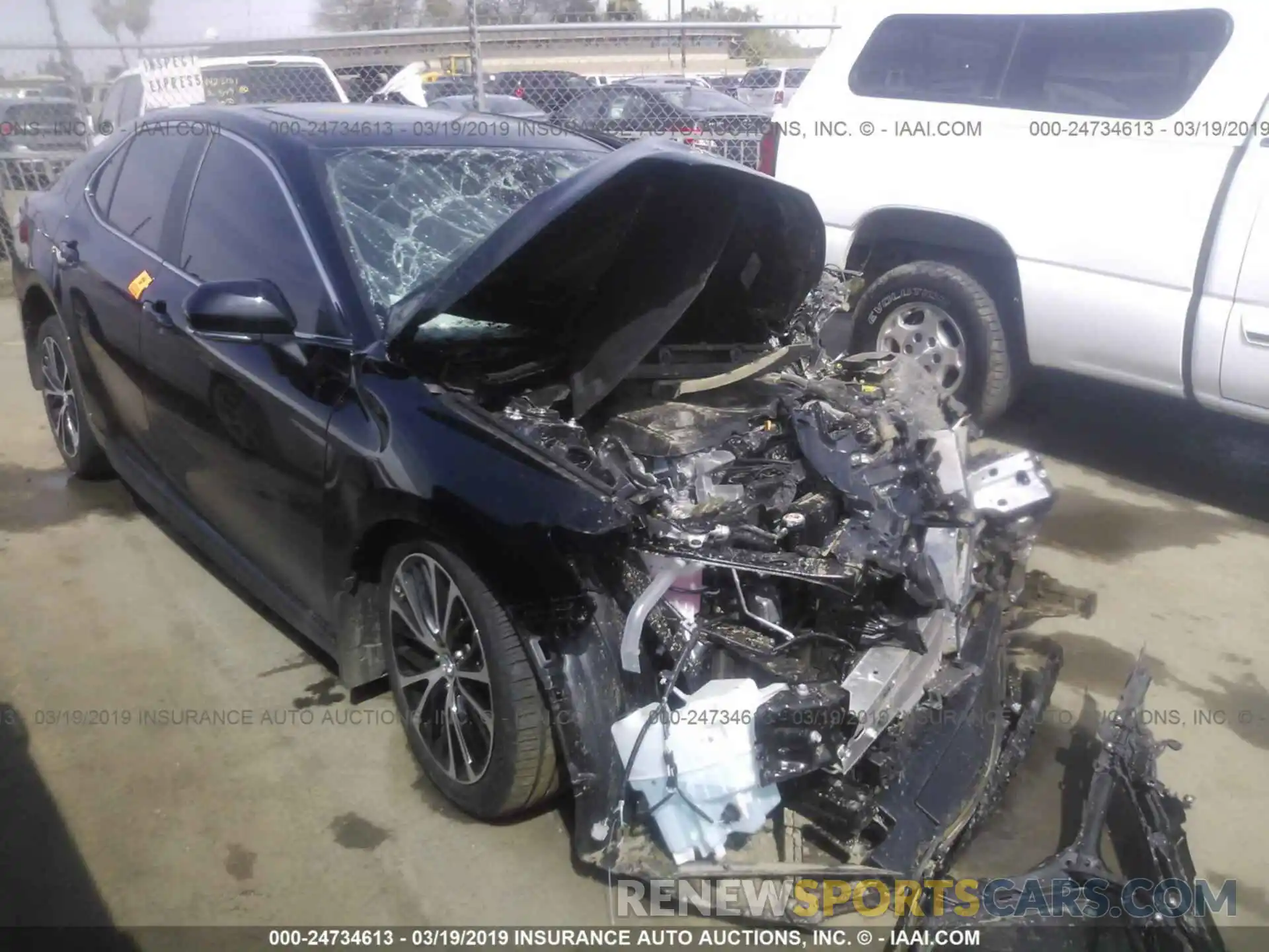 1 Photograph of a damaged car 4T1B11HK0KU743783 TOYOTA CAMRY 2019