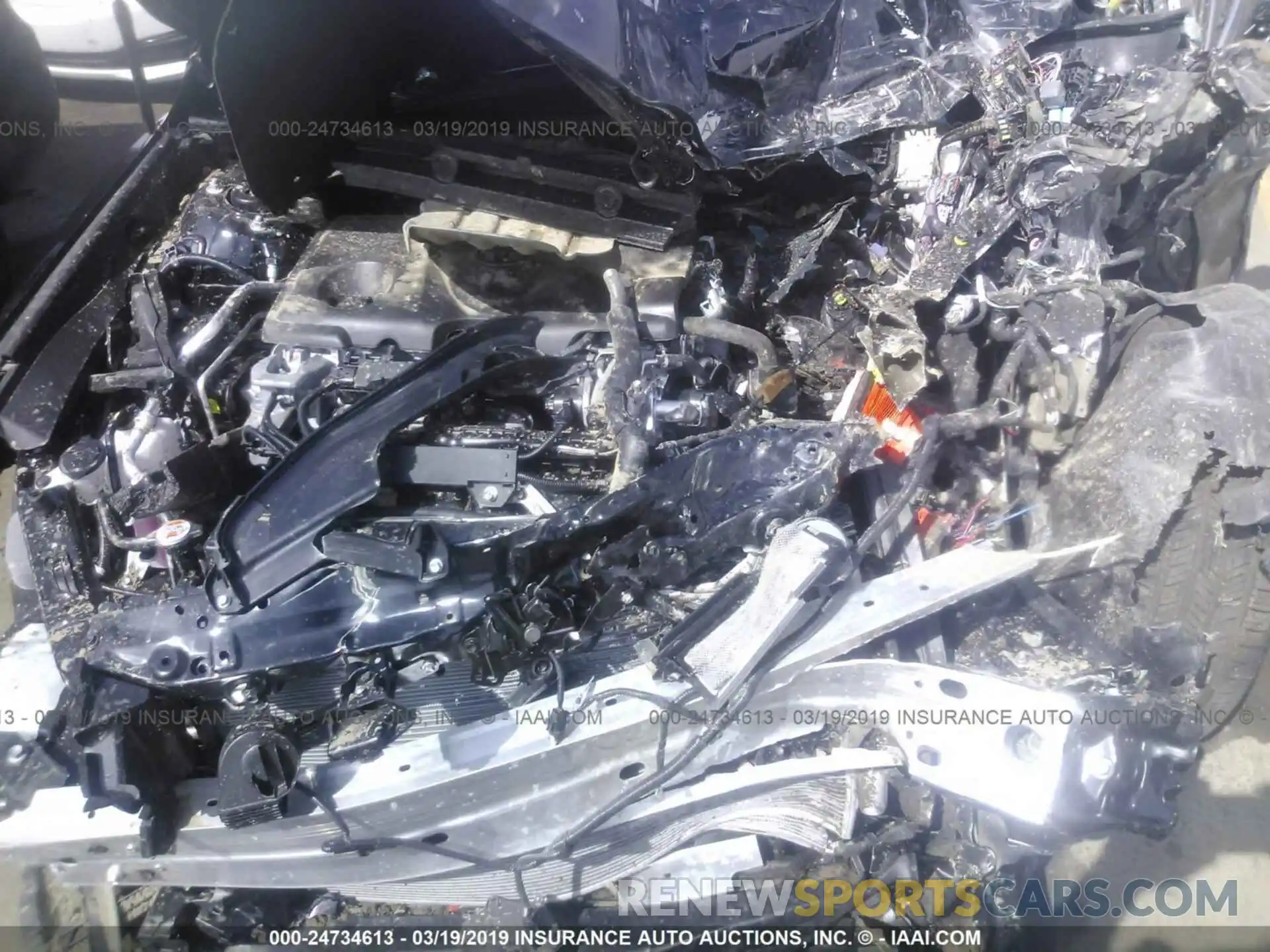 10 Photograph of a damaged car 4T1B11HK0KU743783 TOYOTA CAMRY 2019