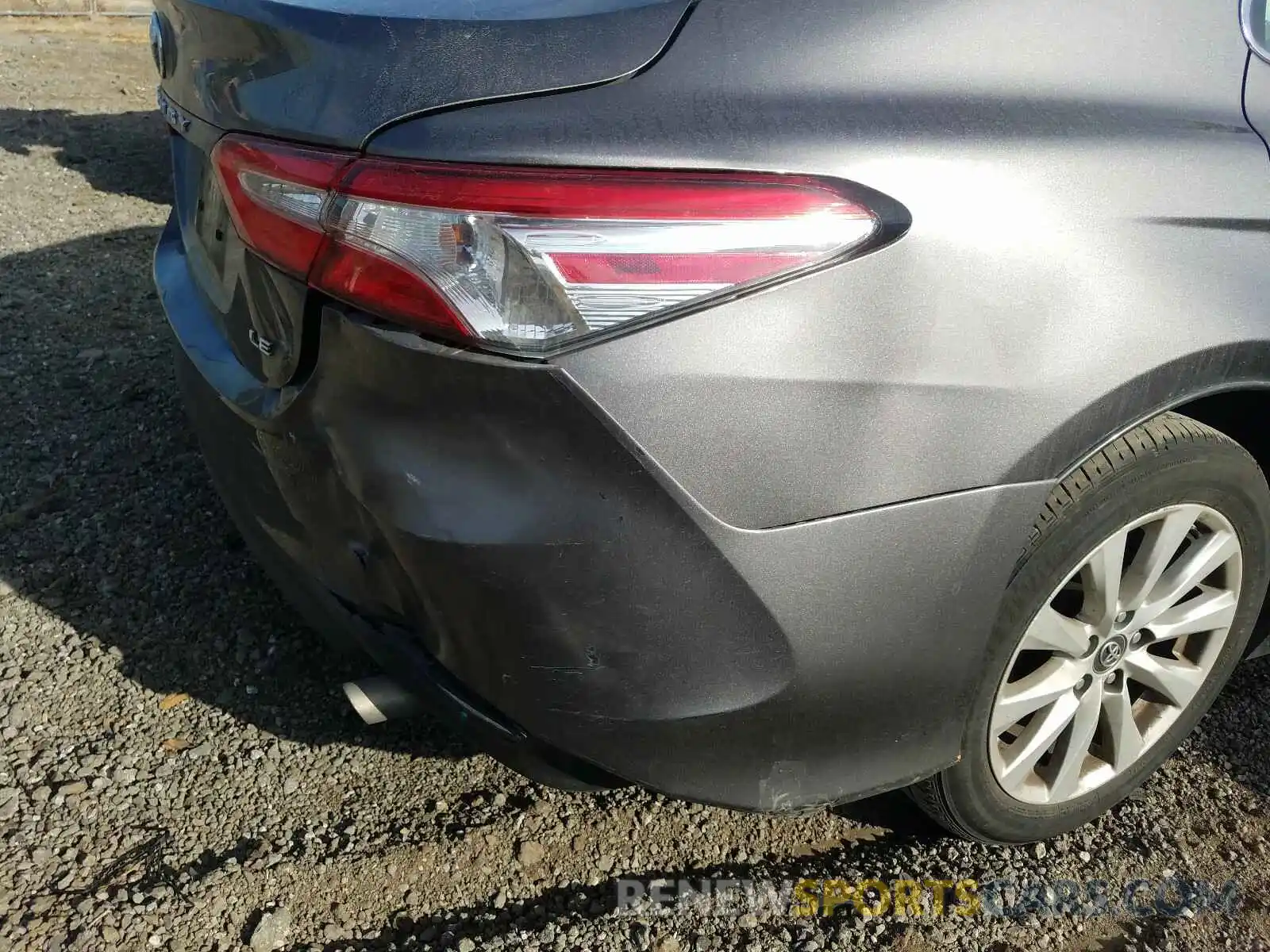 9 Photograph of a damaged car 4T1B11HK0KU744044 TOYOTA CAMRY 2019