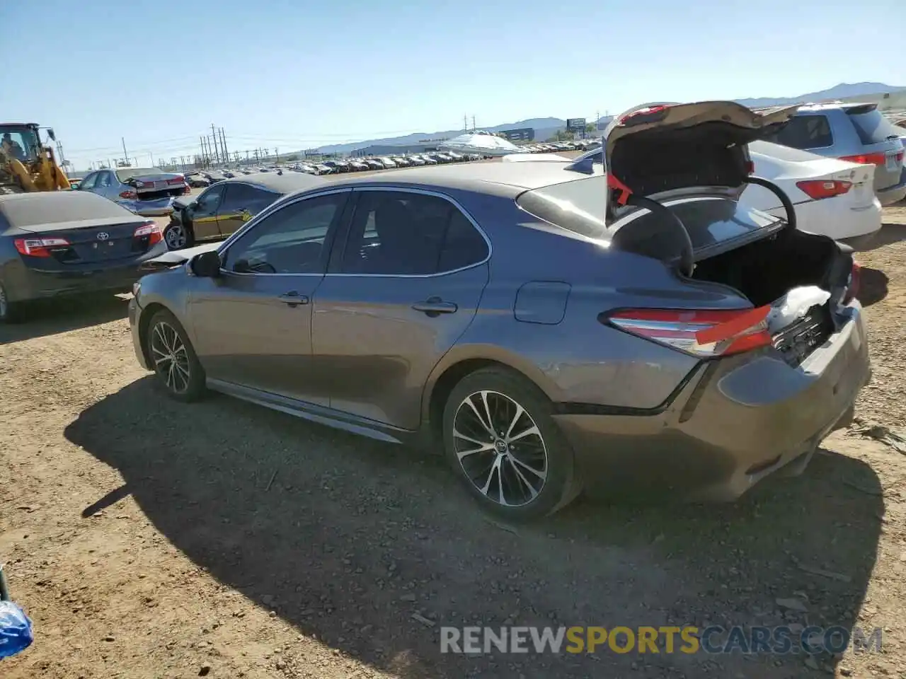 2 Photograph of a damaged car 4T1B11HK0KU744352 TOYOTA CAMRY 2019