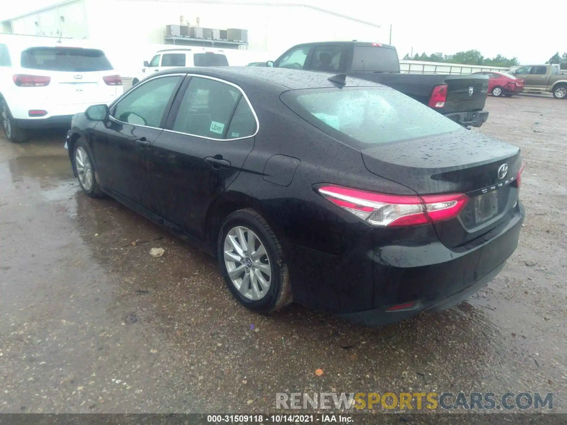 3 Photograph of a damaged car 4T1B11HK0KU744433 TOYOTA CAMRY 2019