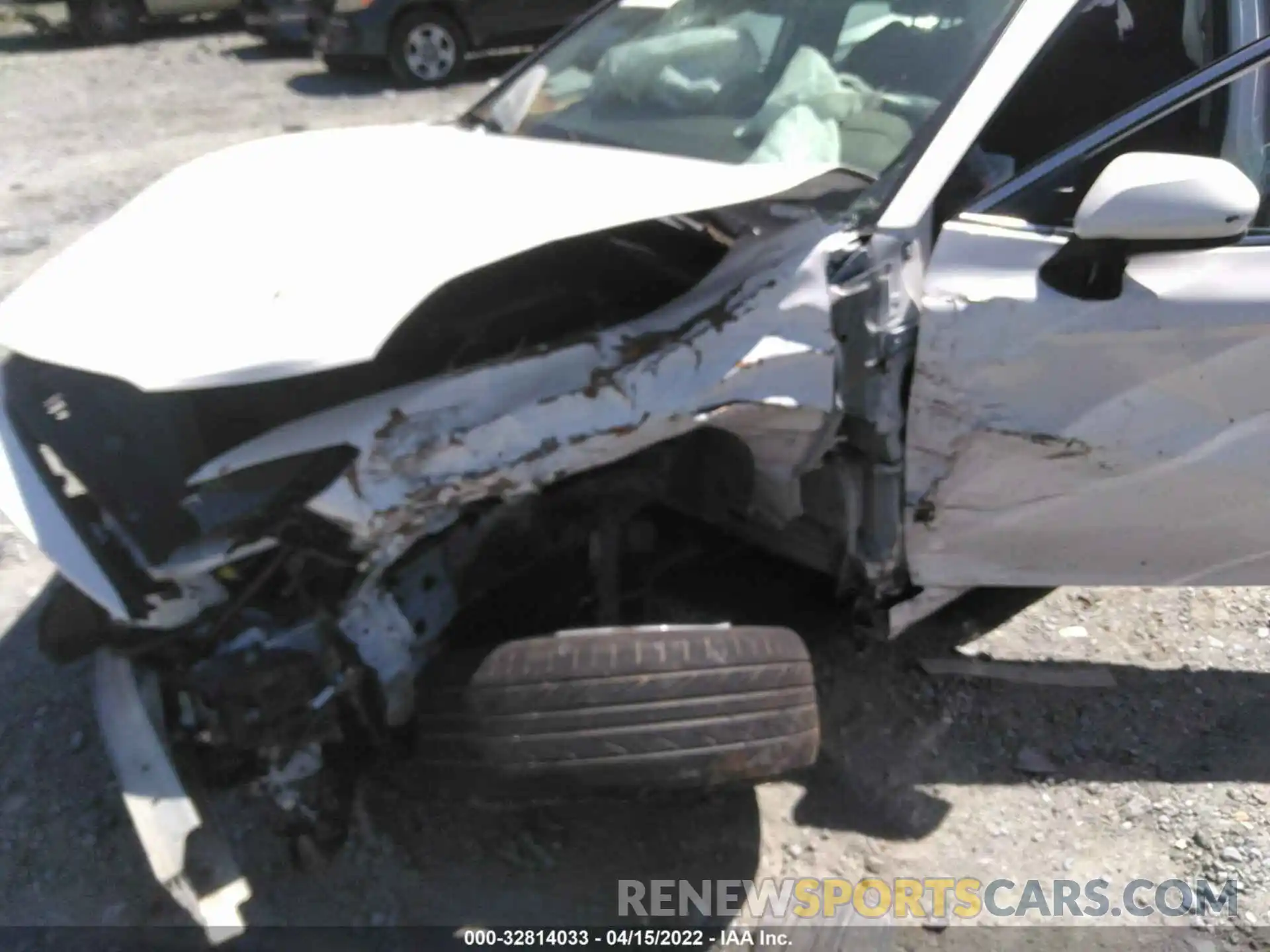 6 Photograph of a damaged car 4T1B11HK0KU744626 TOYOTA CAMRY 2019