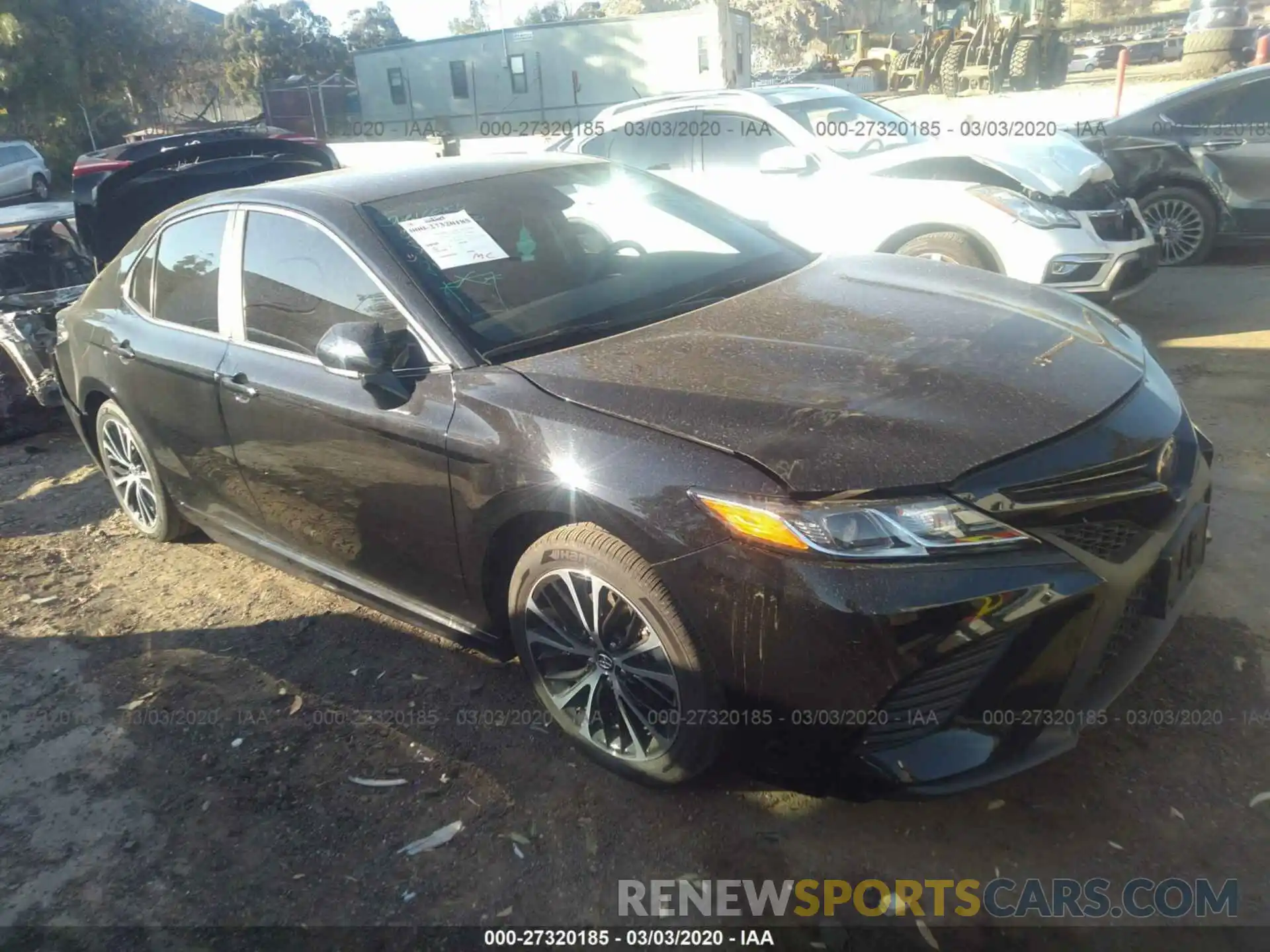 1 Photograph of a damaged car 4T1B11HK0KU745128 TOYOTA CAMRY 2019